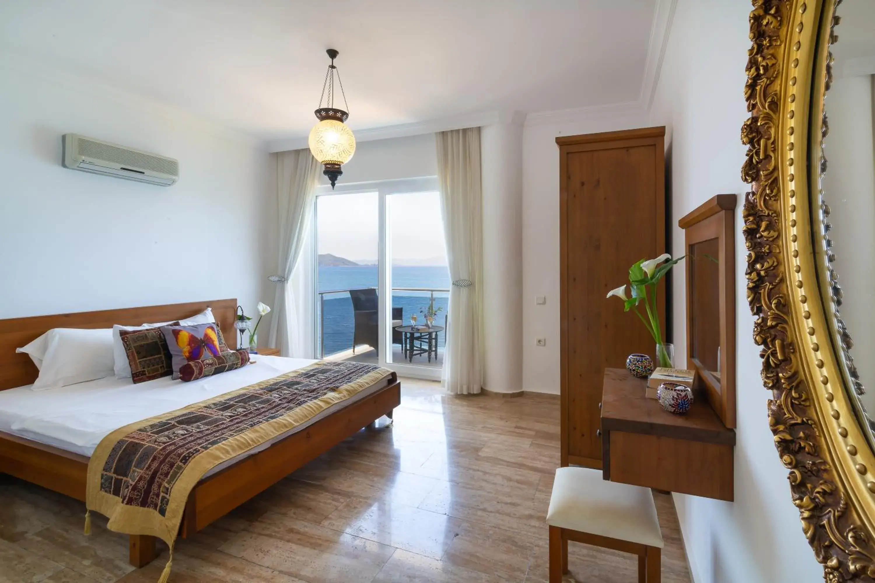 Deluxe Double Room with Sea View - single occupancy in Sofia Ada Deluxe Double Room with Sea View - single occupancy in Sofia Ada