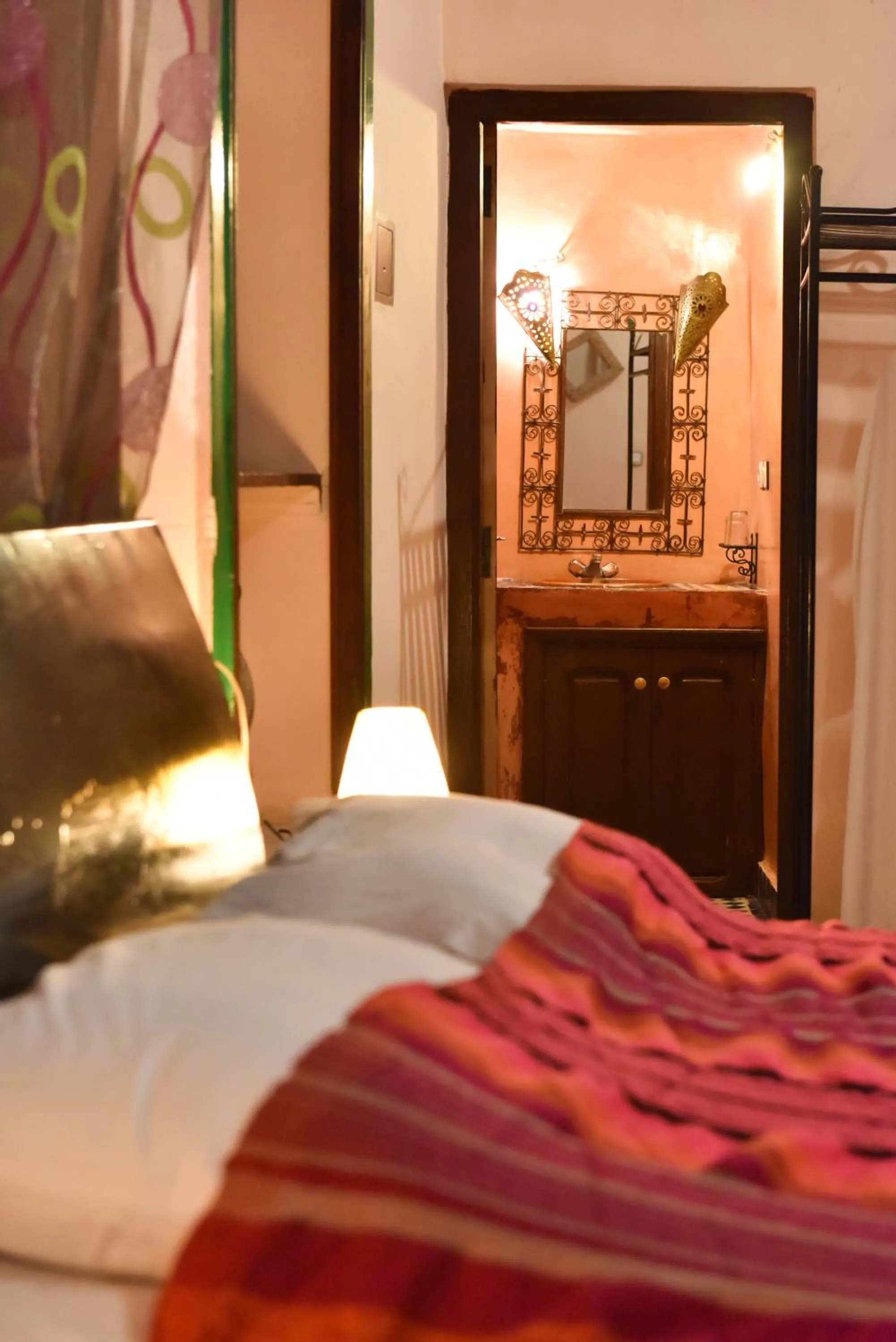 Bedroom, Bed in Riad Youssef