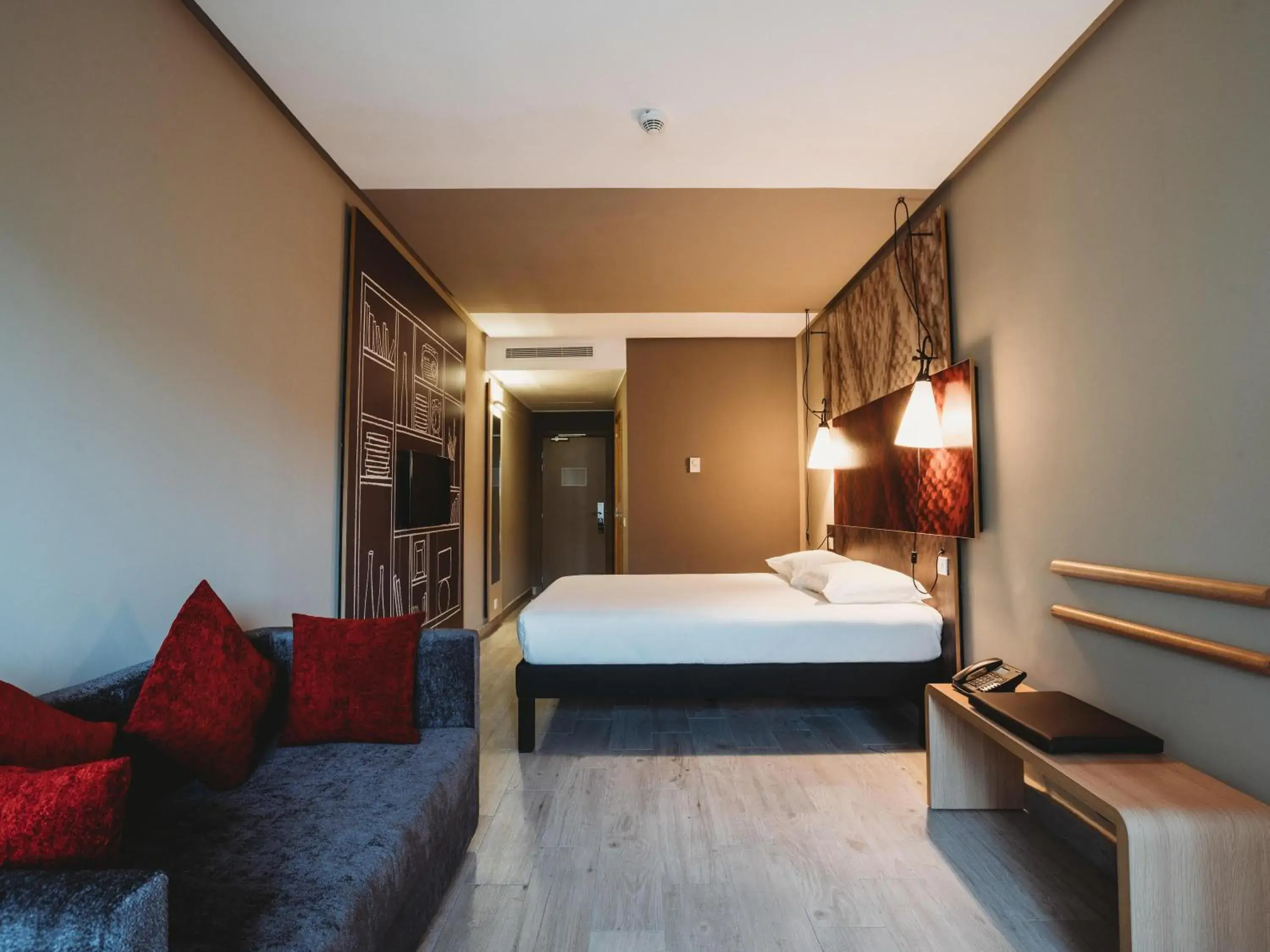 Junior Suite with 1 Double Bed in Ibis Casablanca Sidi Maarouf Junior Suite with 1 Double Bed in Ibis Casablanca Sidi Maarouf