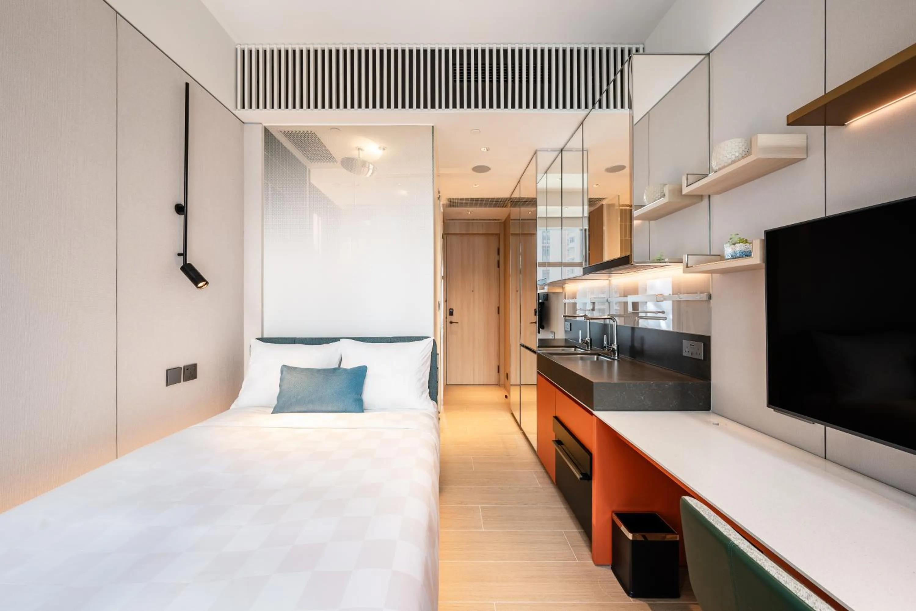 Bed in TOWNPLACE WEST KOWLOON