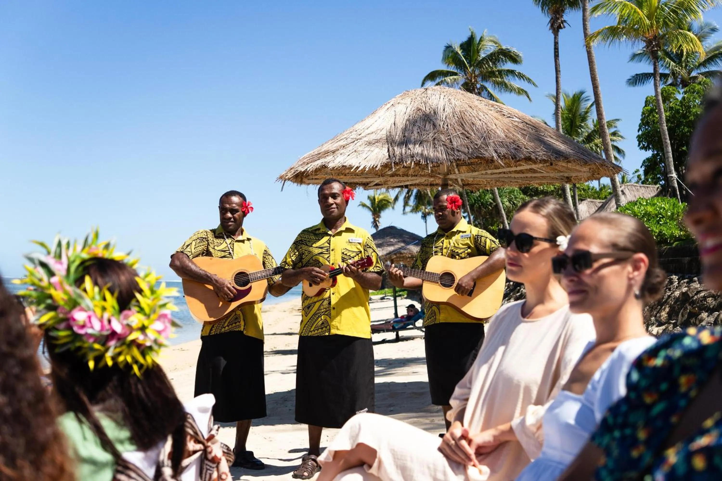 wedding in Outrigger Fiji Beach Resort