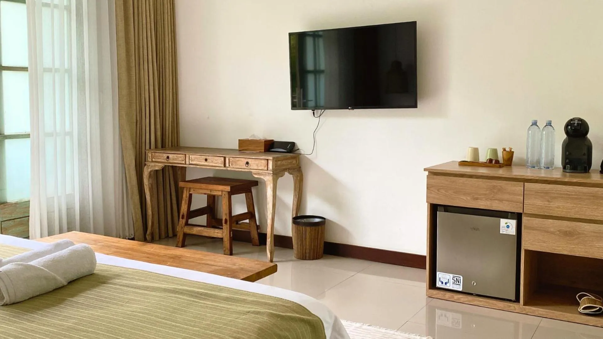 Bedroom, Bed in White Penny Hostel