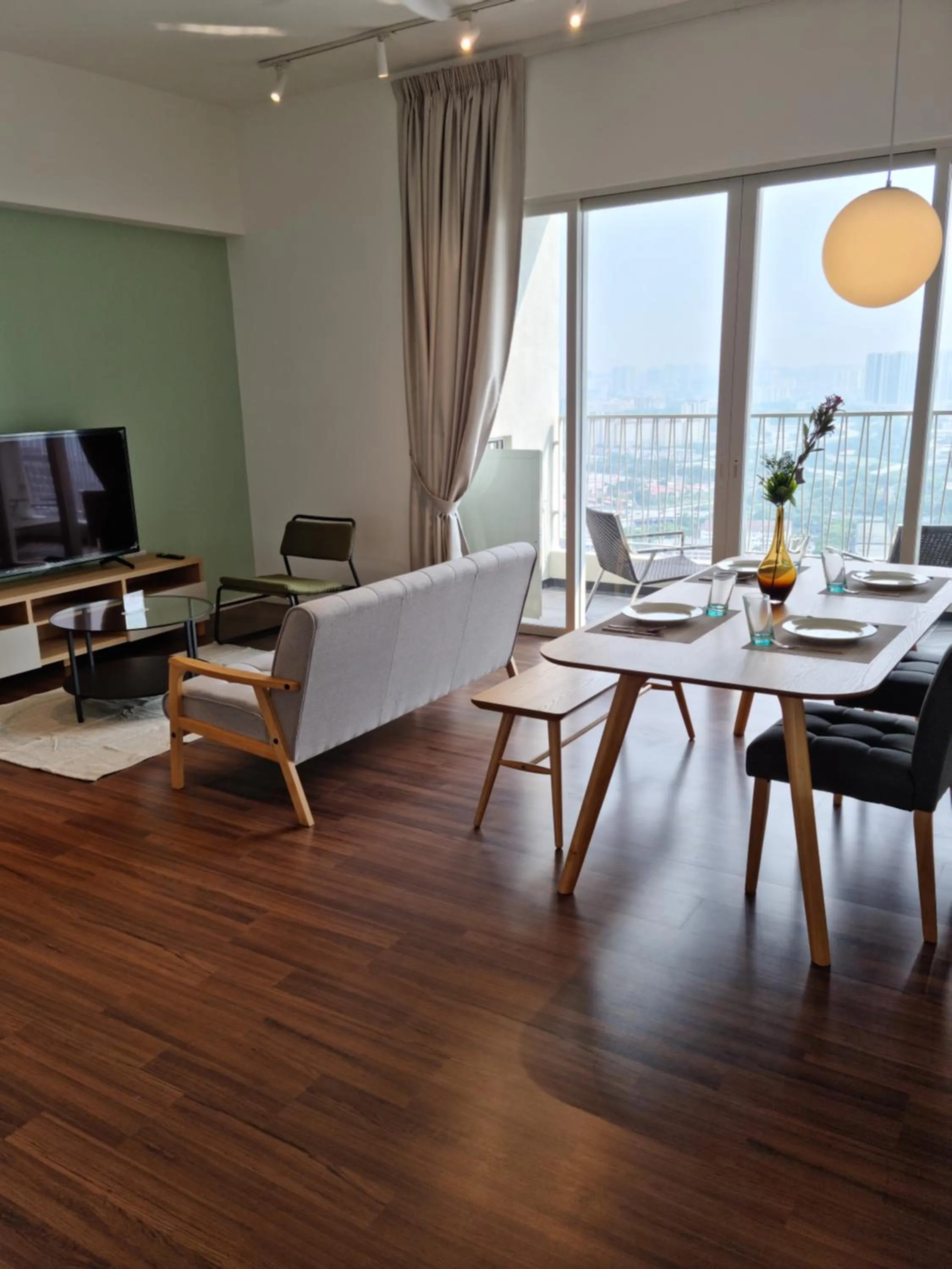 Seating area in Una Residence by Maya