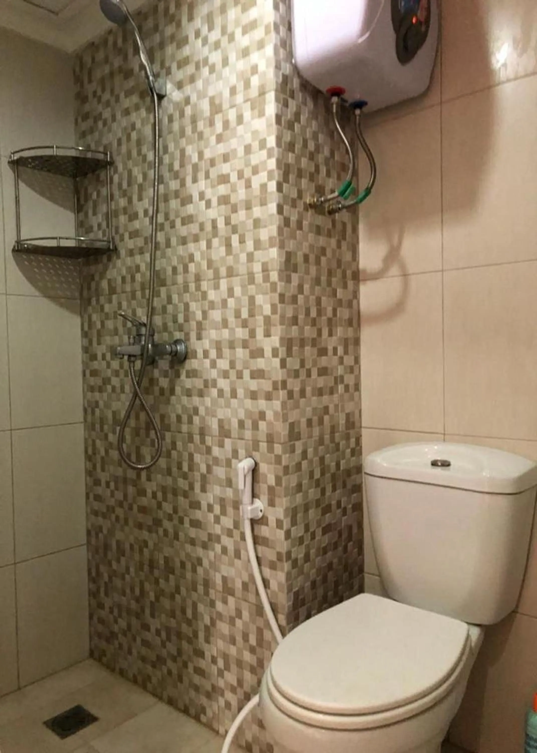 Bathroom in Cozy Room @ Hallo Tidur by Tio