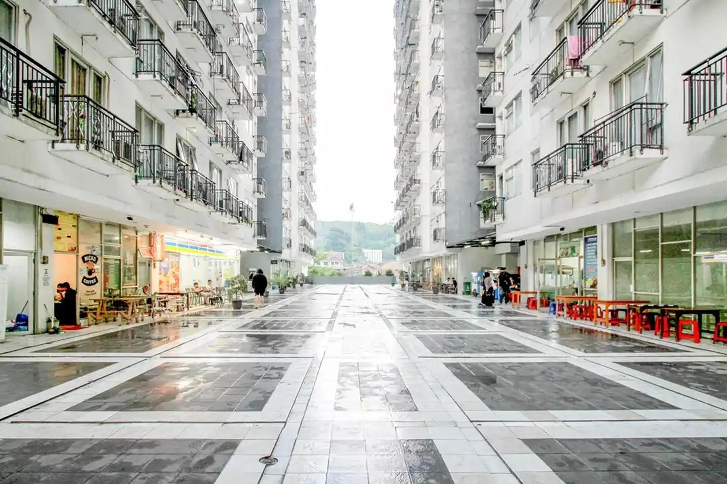 Property building in Cozy Room @ Hallo Tidur by Tio