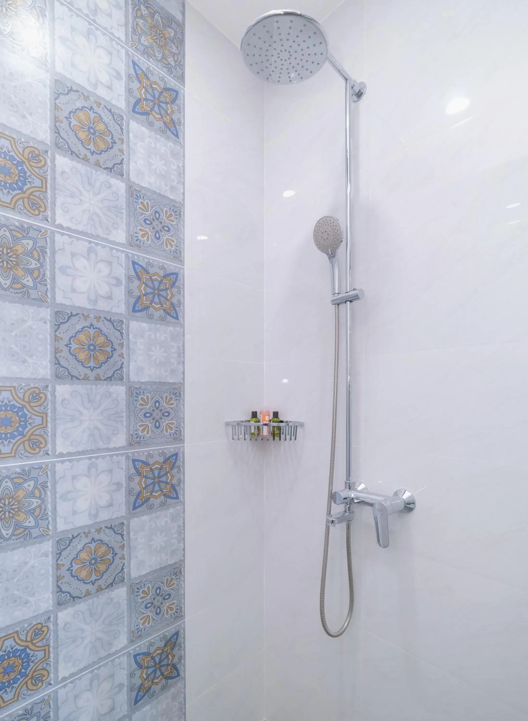 Shower in BELLA HOTEL Phu Quoc