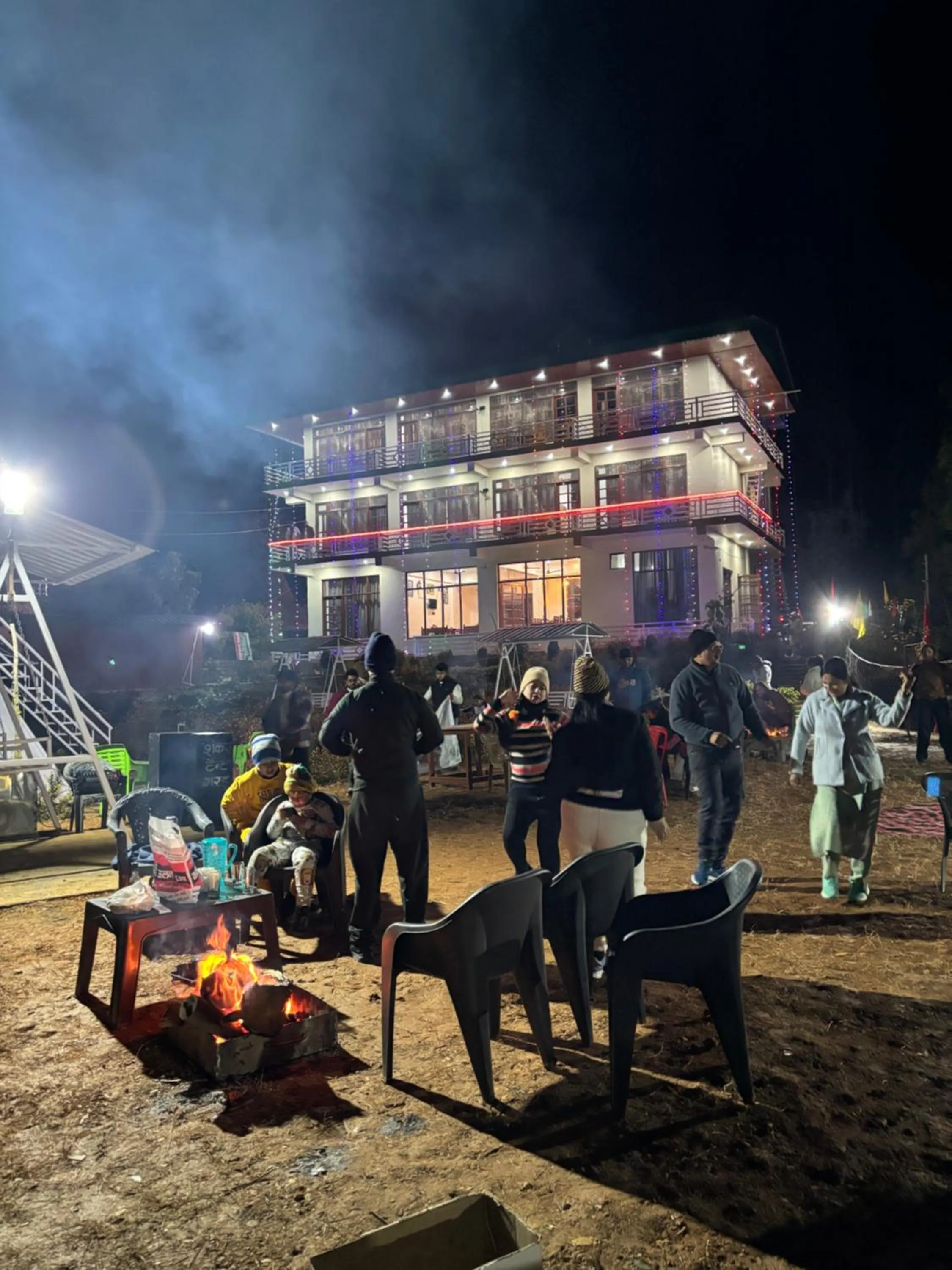 Lap Of Himalayas Resort