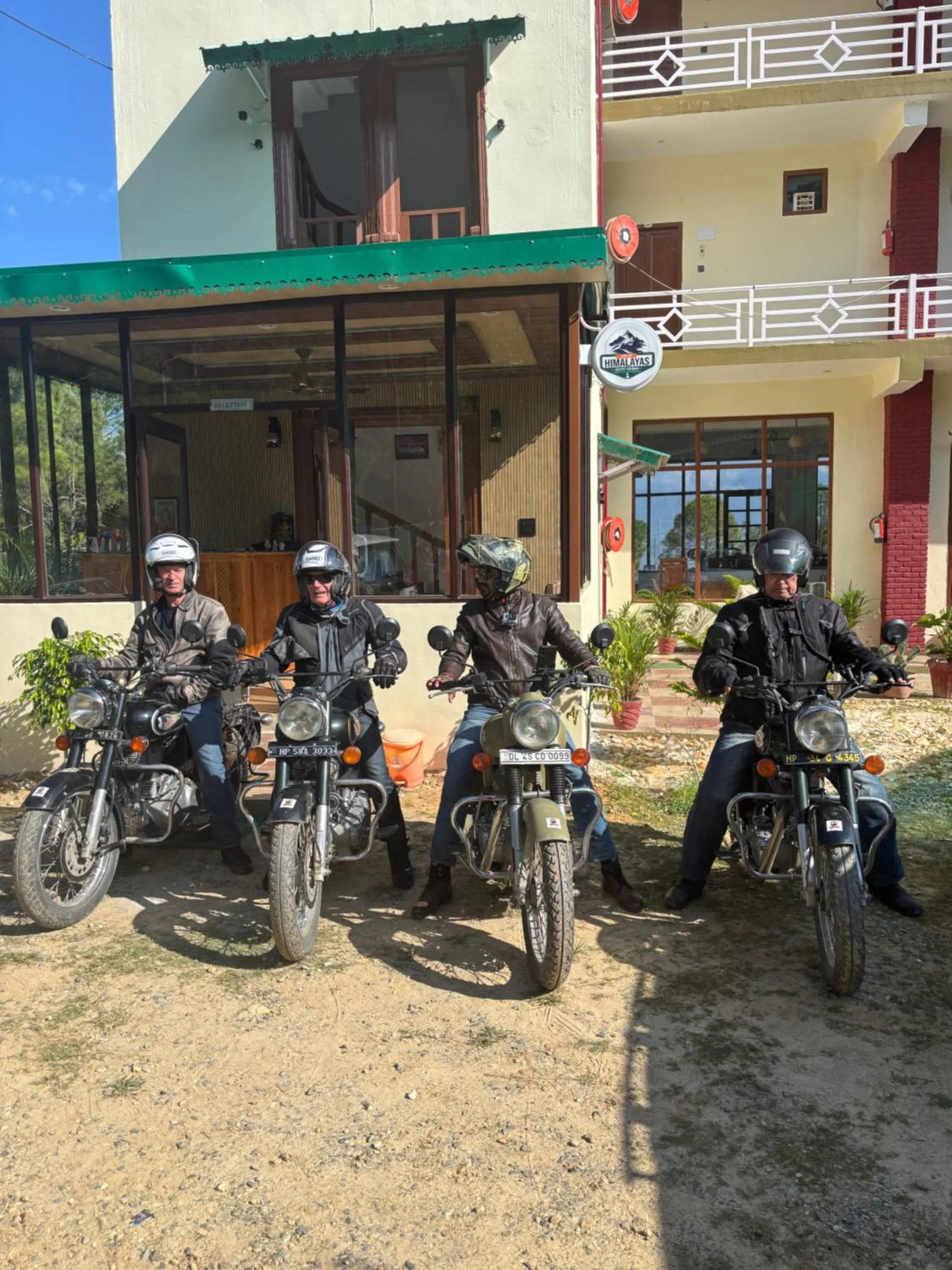 Lap Of Himalayas Resort