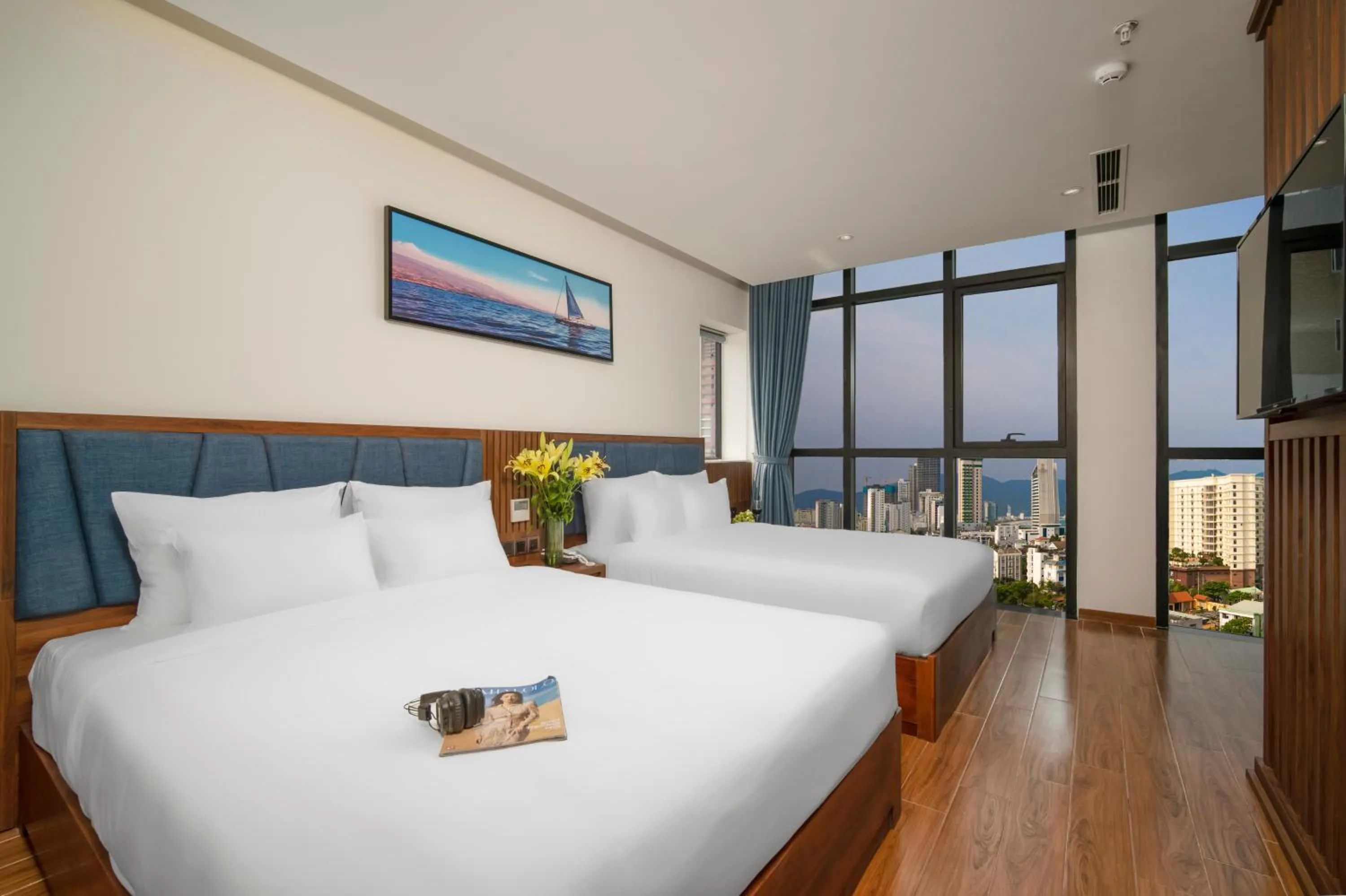 Bed in Ruby Star Da Nang - Central My Khe Beach