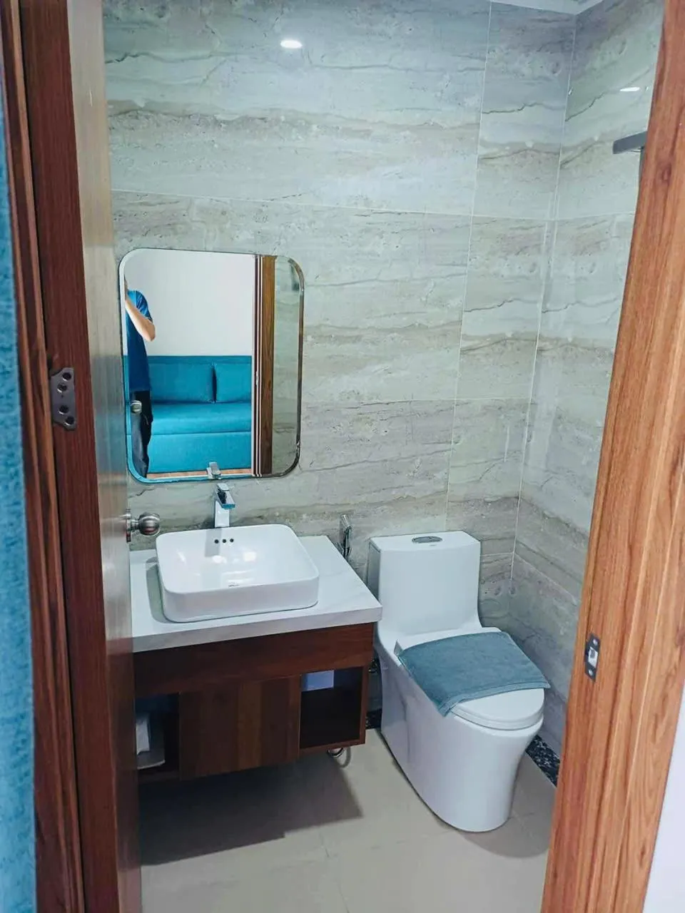 Toilet in Ruby Star Da Nang - Central My Khe Beach