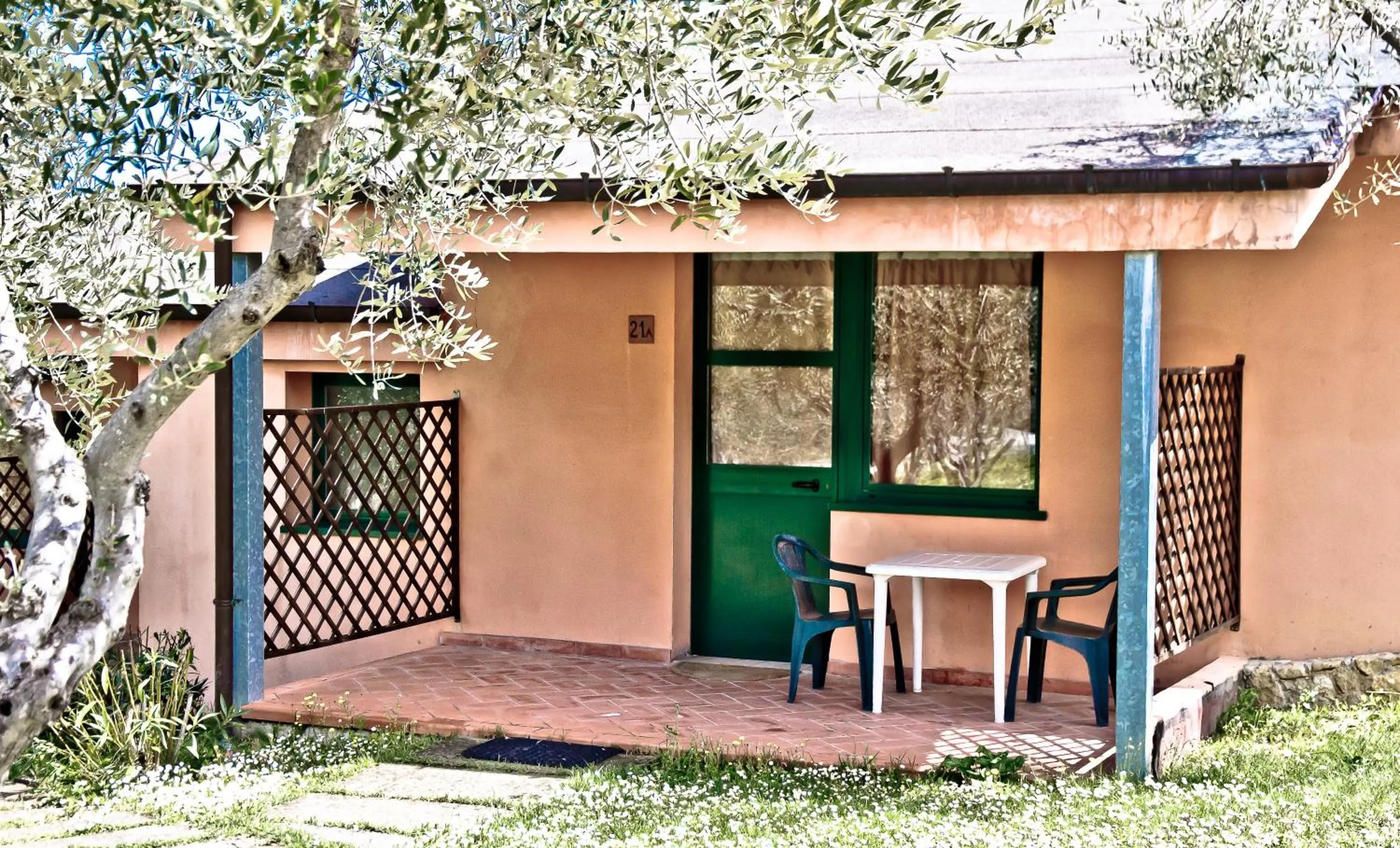 Property building in Garden Village San Marino