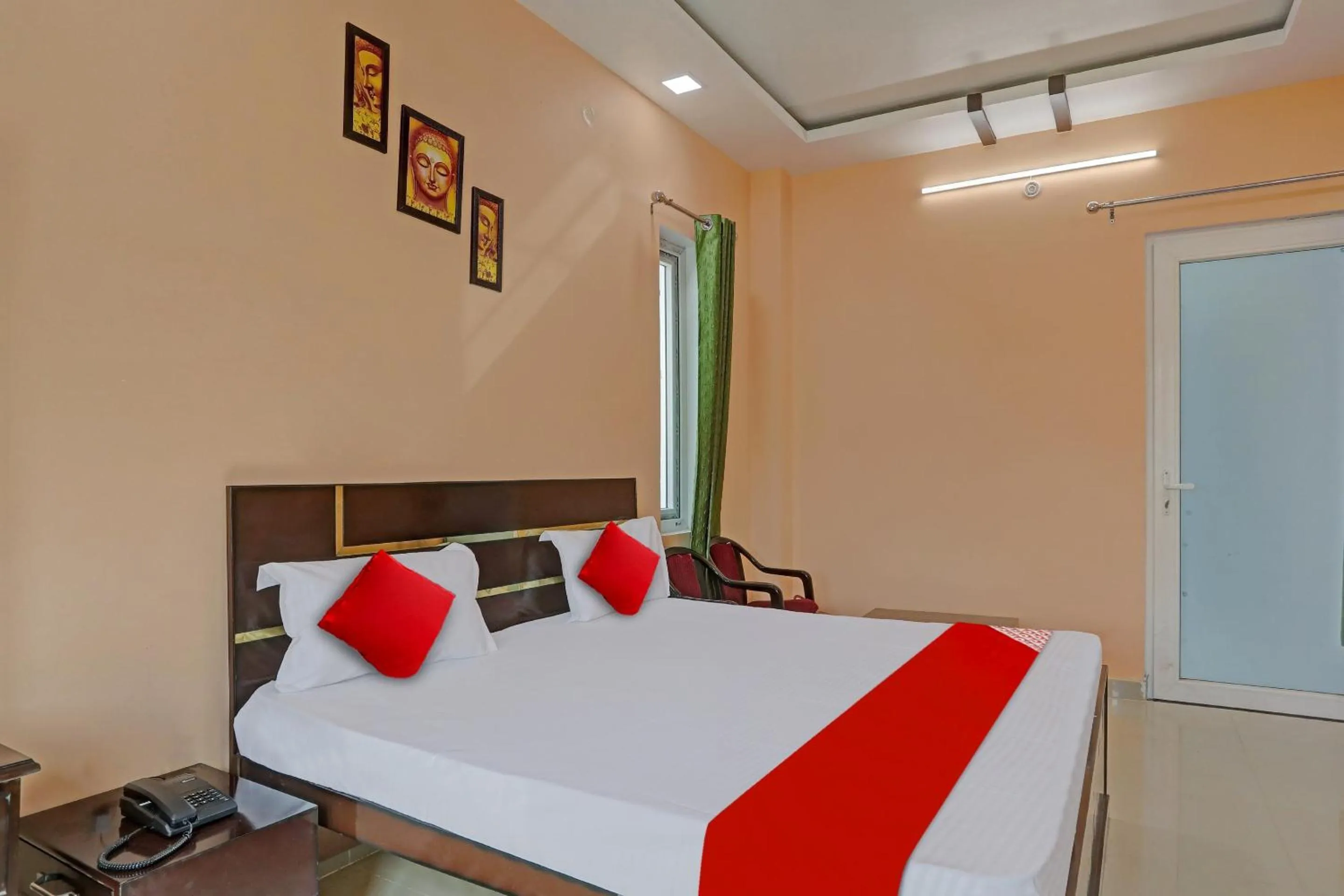 Bedroom, Bed in Hotel O Mb Garden & Resorts