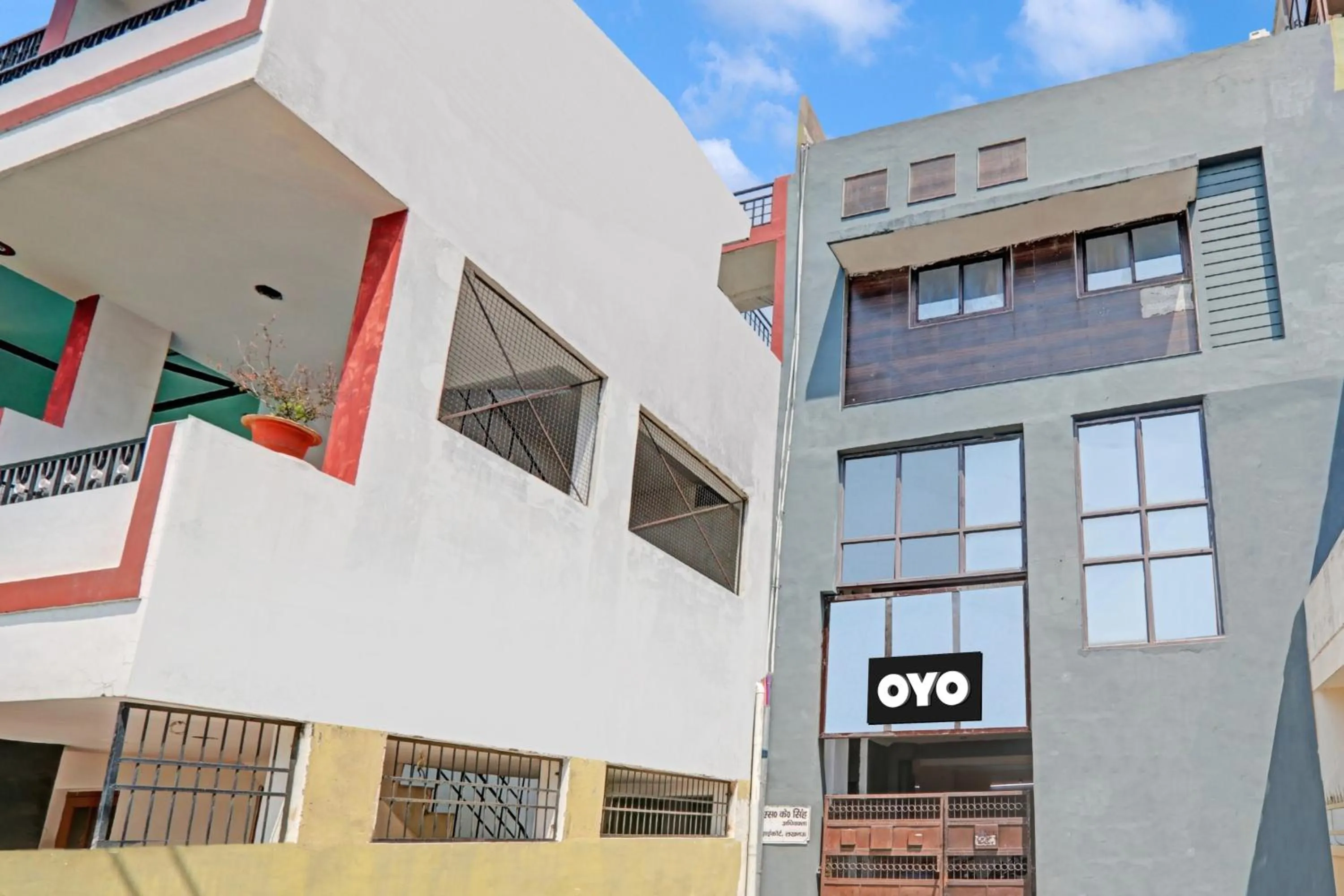 Facade/entrance in Hotel O Four Square