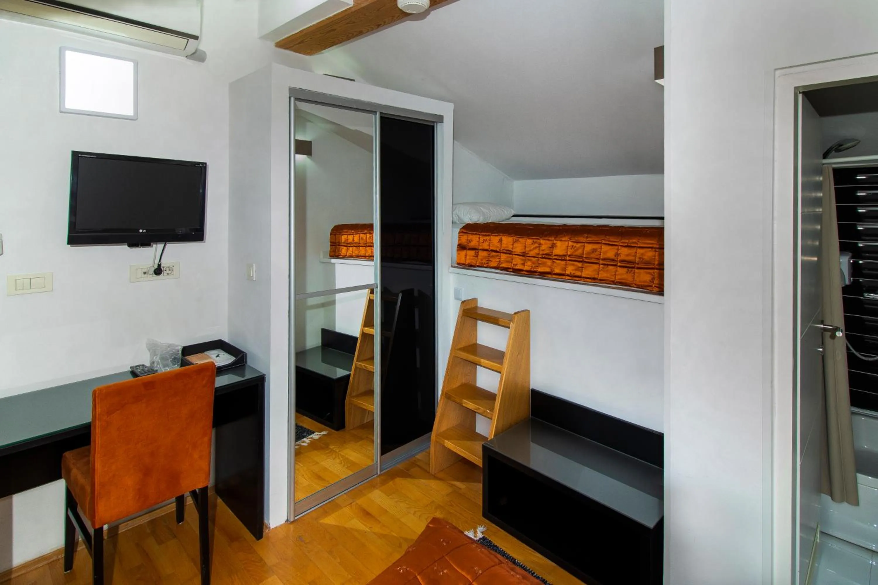 Bed in Hotel Boutique 36