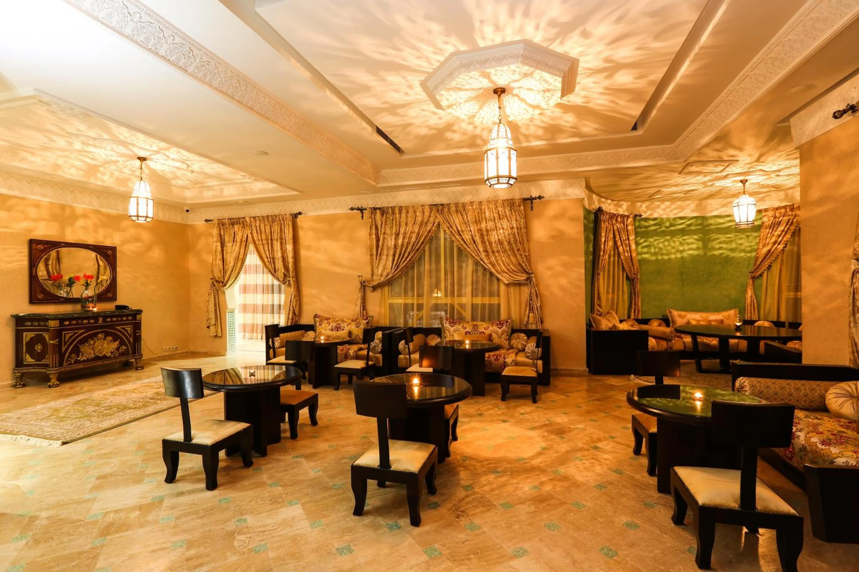 Restaurant/places to eat in Palais Du Desert Hotel & Spa