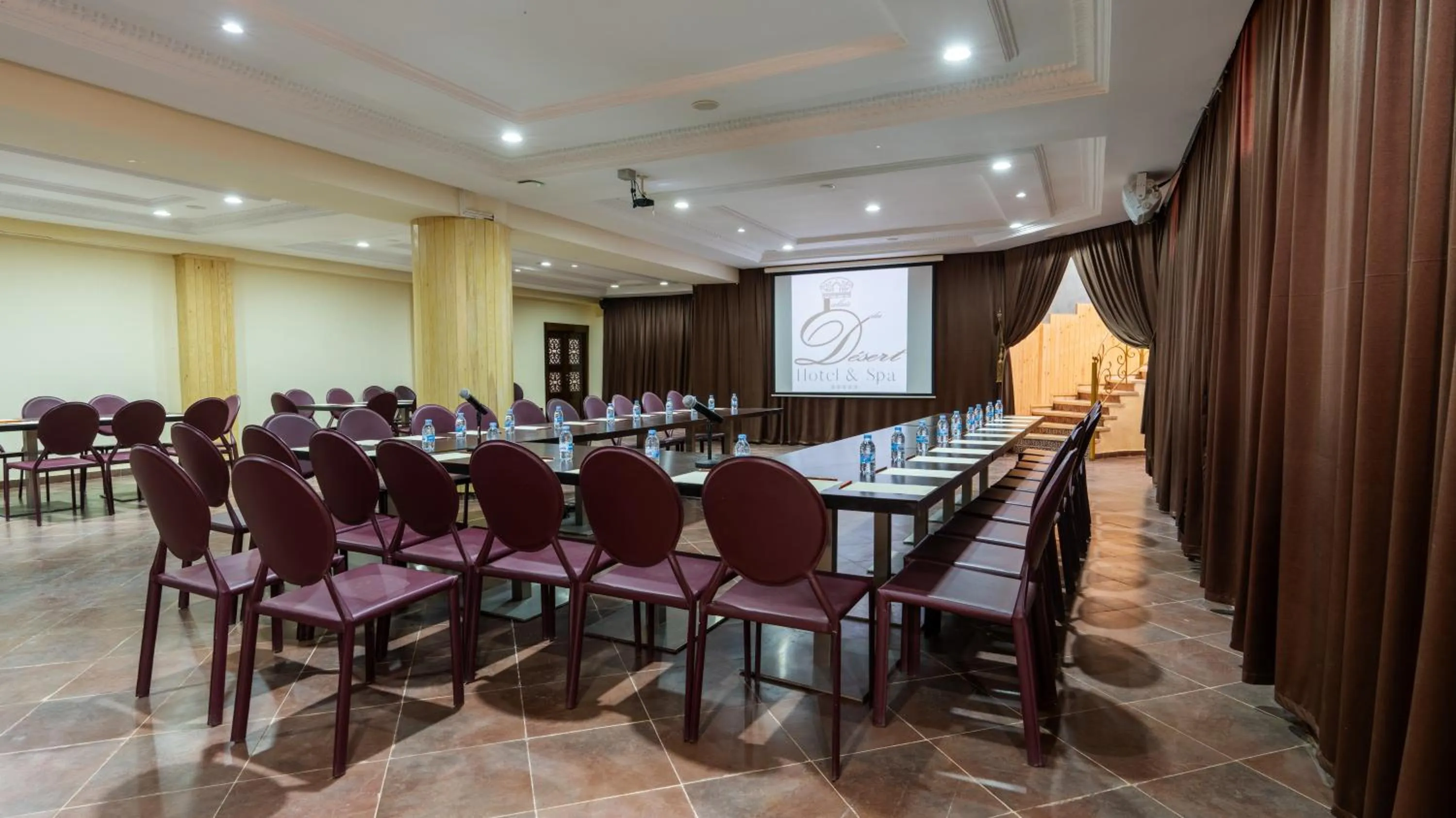 Meeting/conference room in Palais Du Desert Hotel & Spa