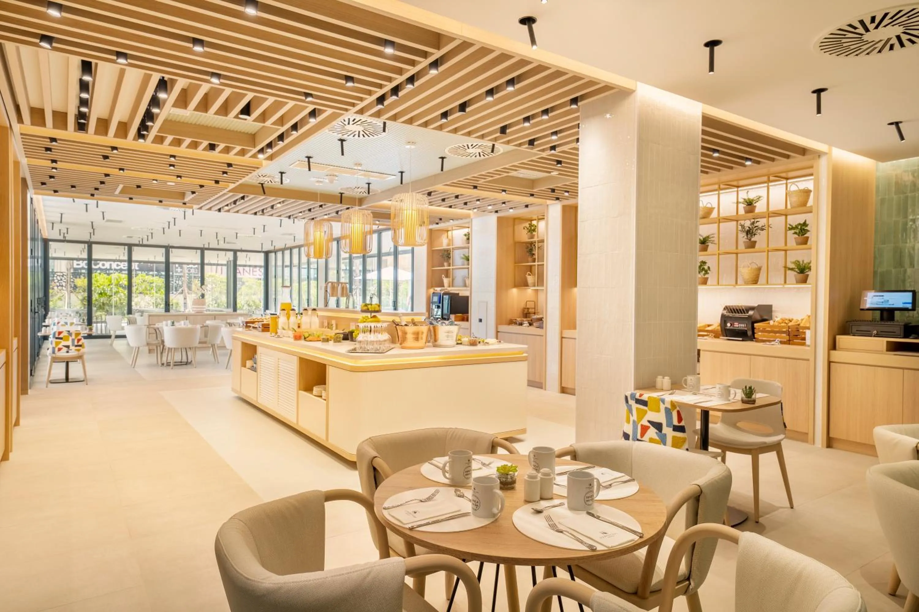 Breakfast in Eurostars Oasis Marbella