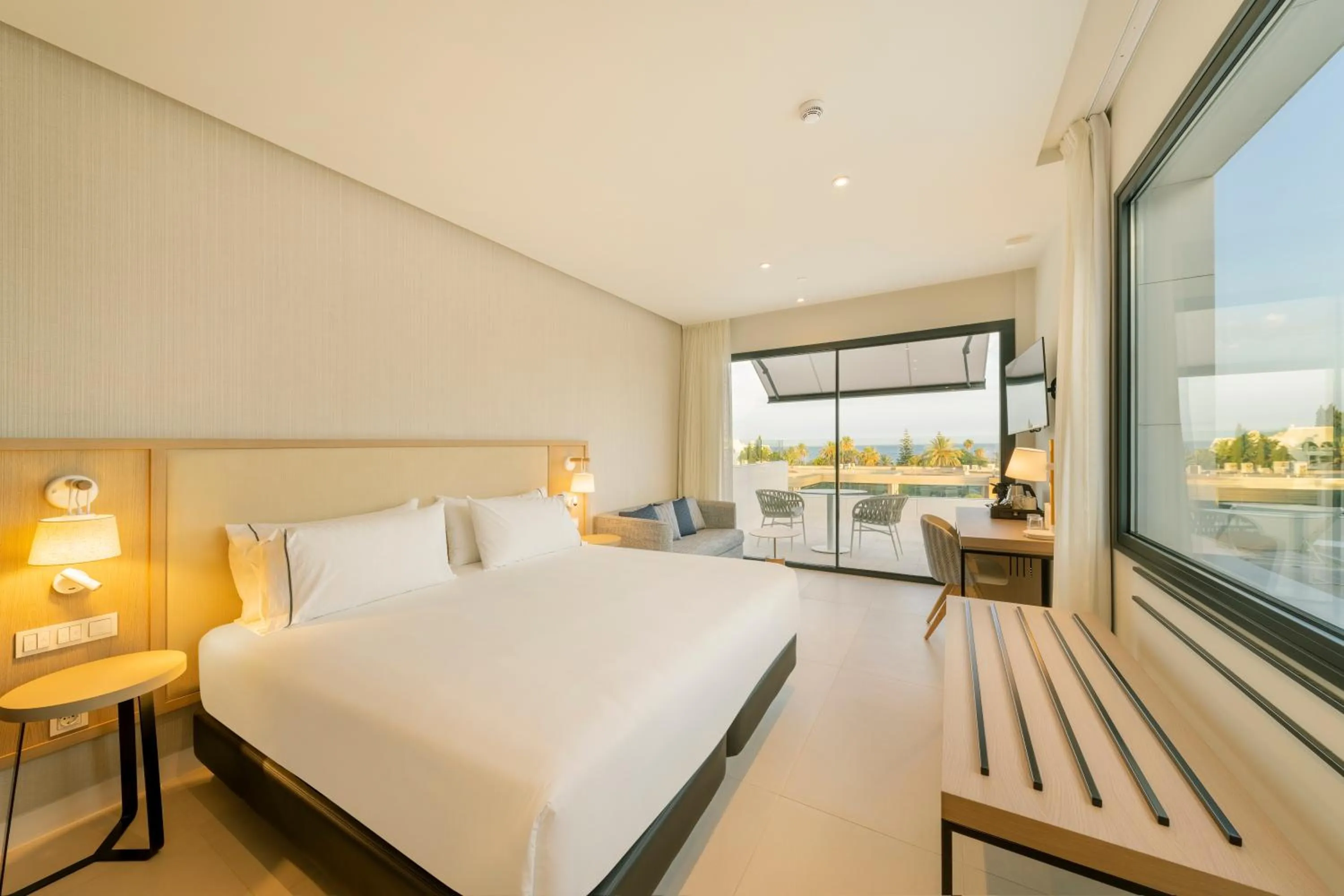 Bed in Eurostars Oasis Marbella
