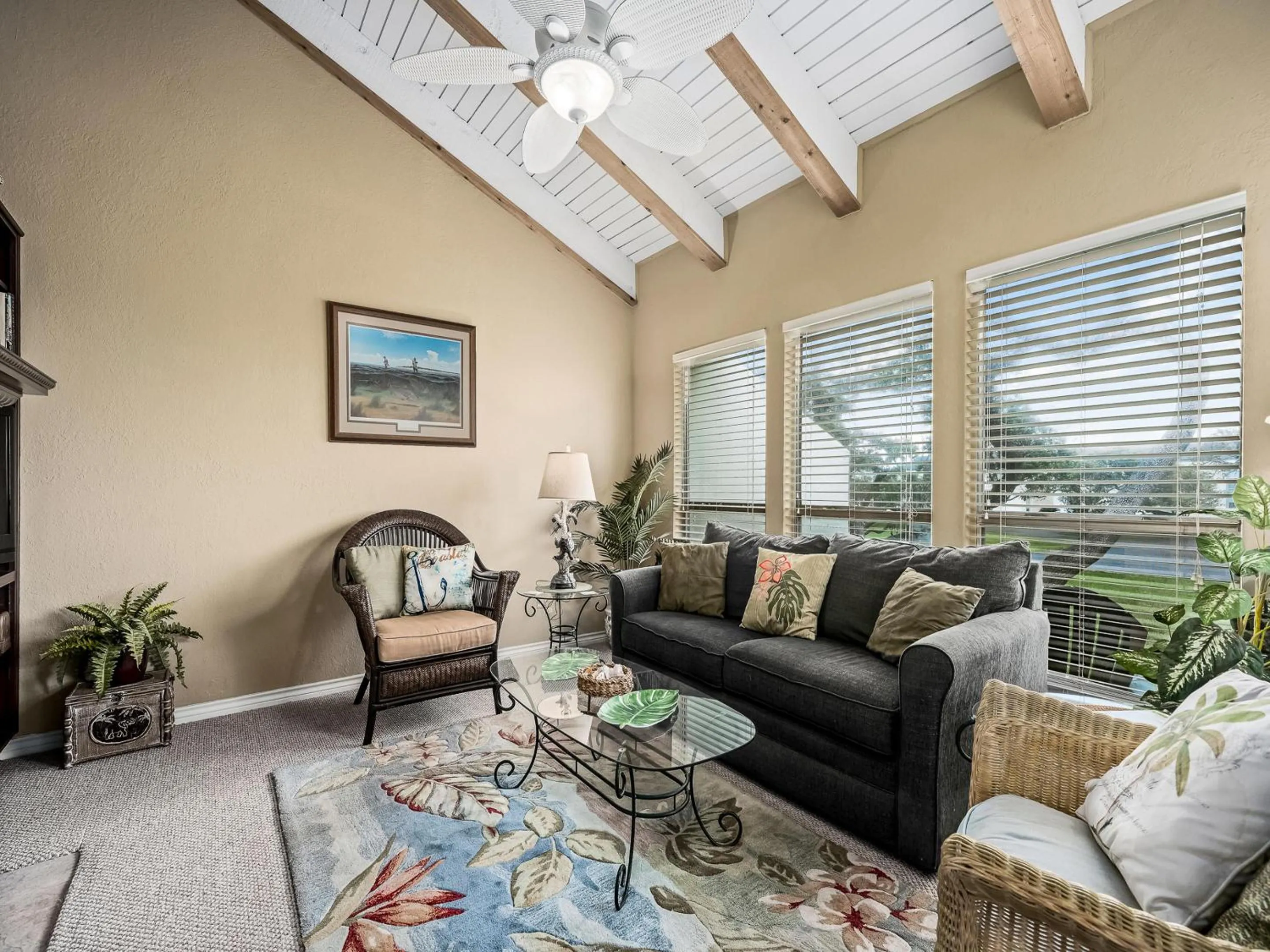 Property building in Sailing Windward