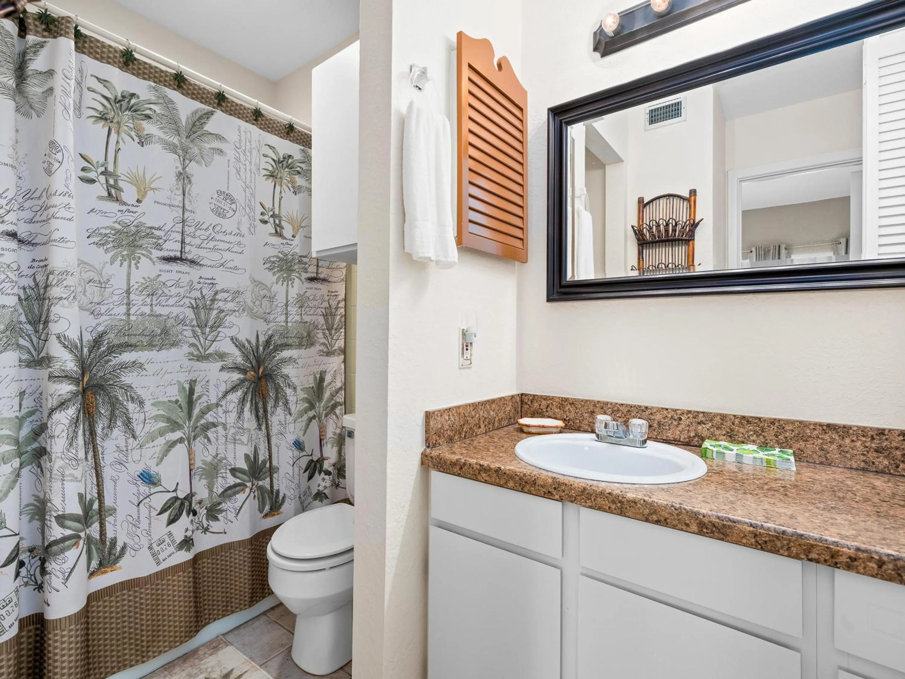 Property building in Sailing Windward