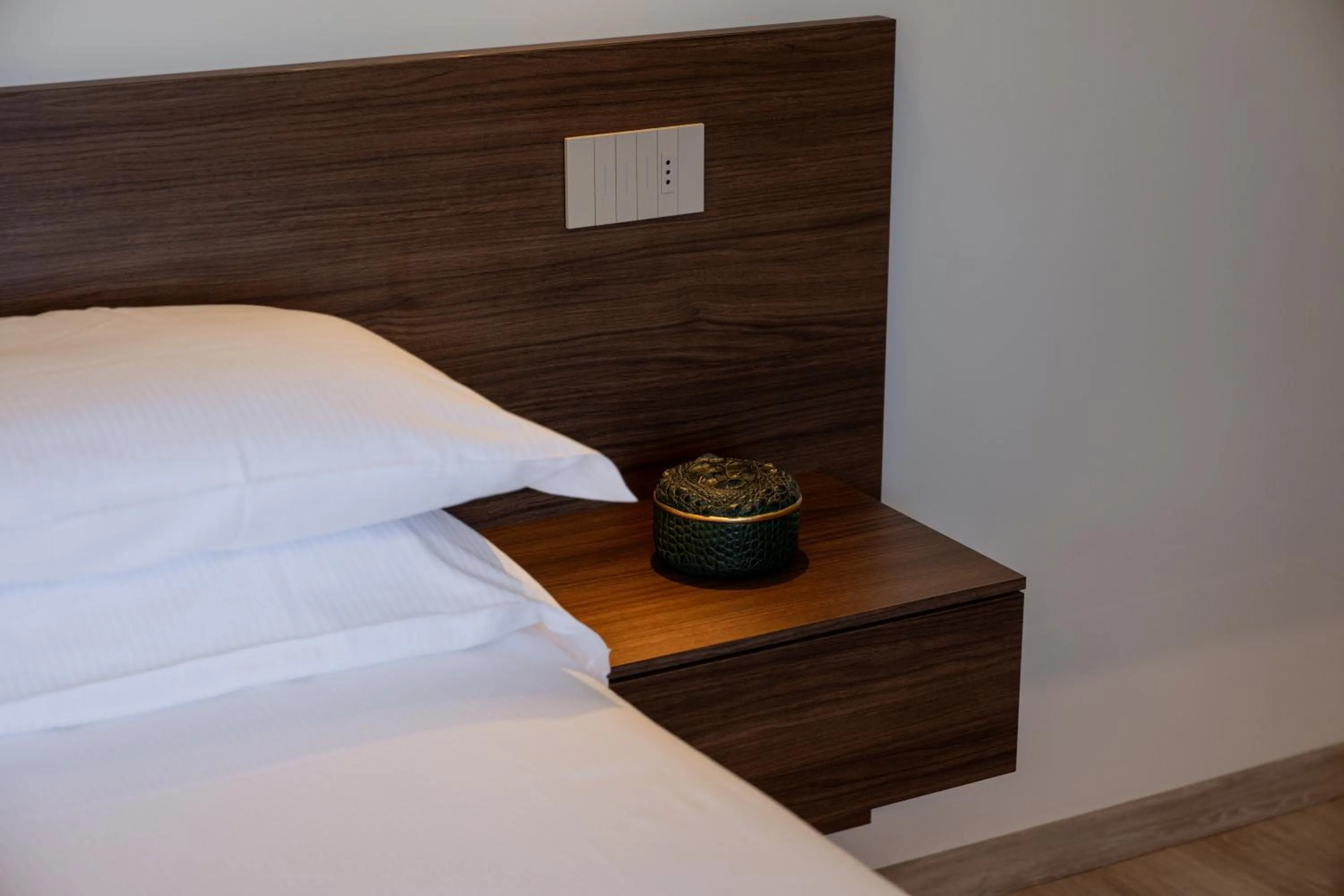 Decorative detail, Bed in Colle Serrano Relais & SPA