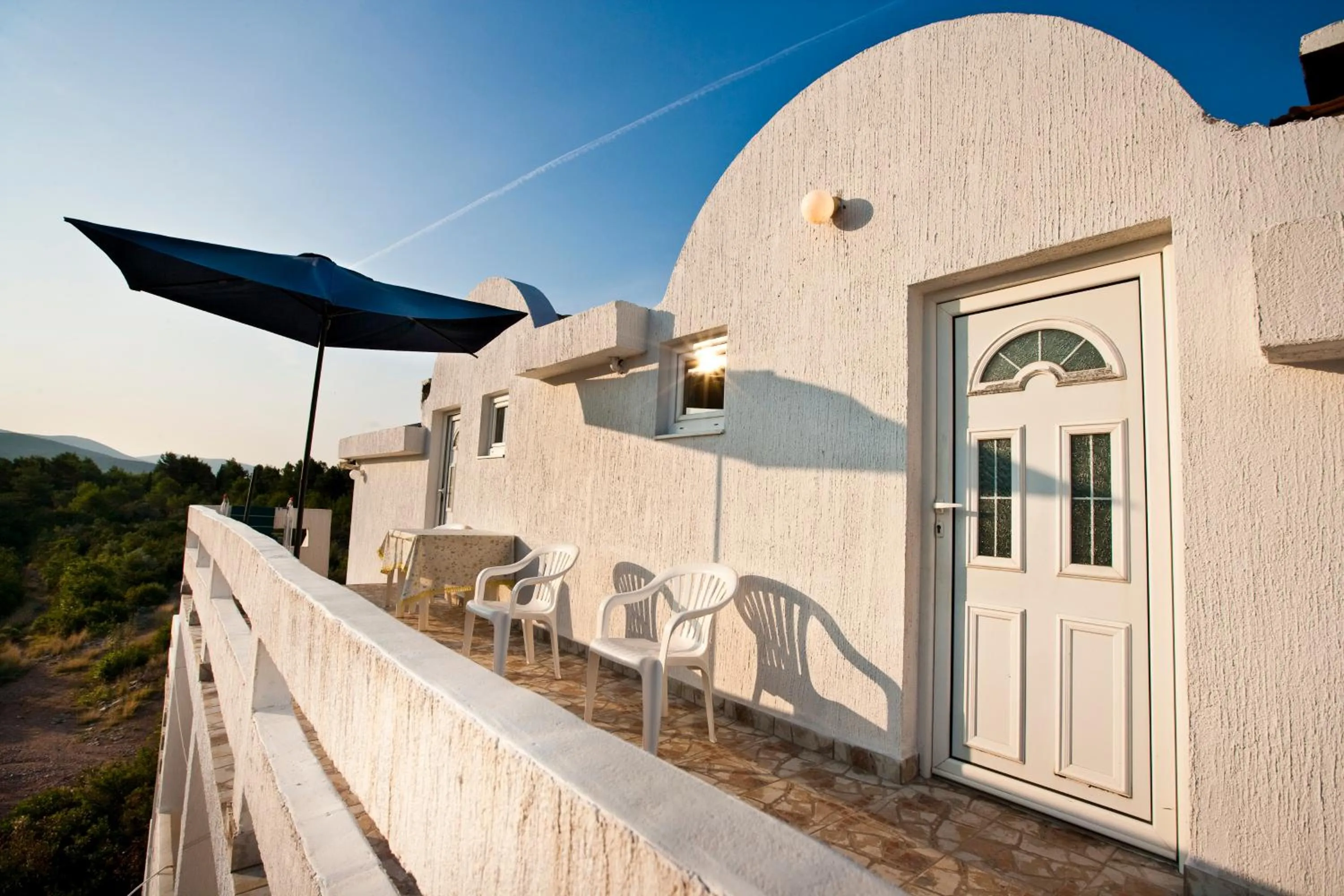 Facade/entrance in Maki Apartments - Plavi Horizonti Beach