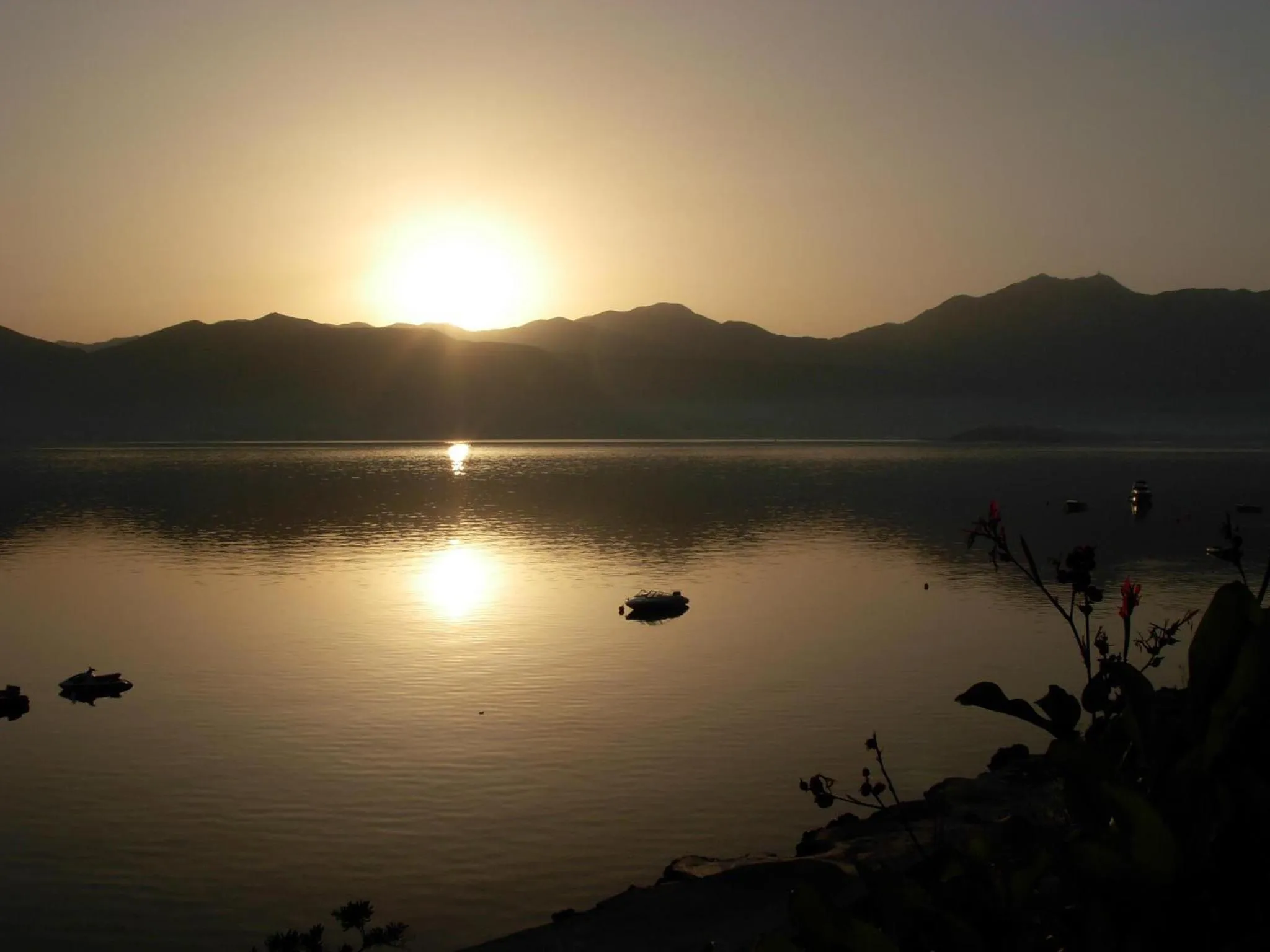 Fishing in Maki Apartments - Plavi Horizonti Beach