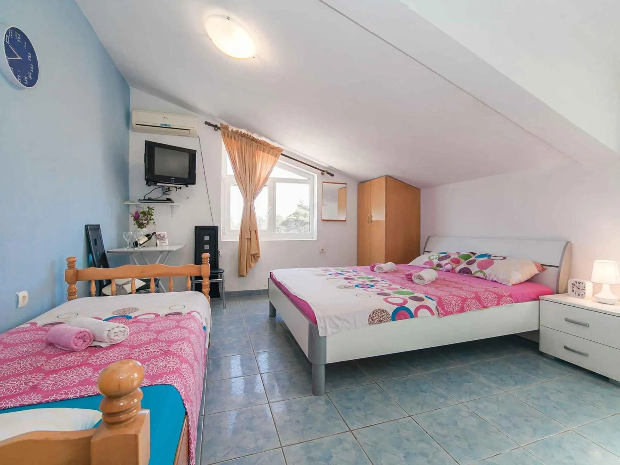 Photo of the whole room in Maki Apartments - Plavi Horizonti Beach