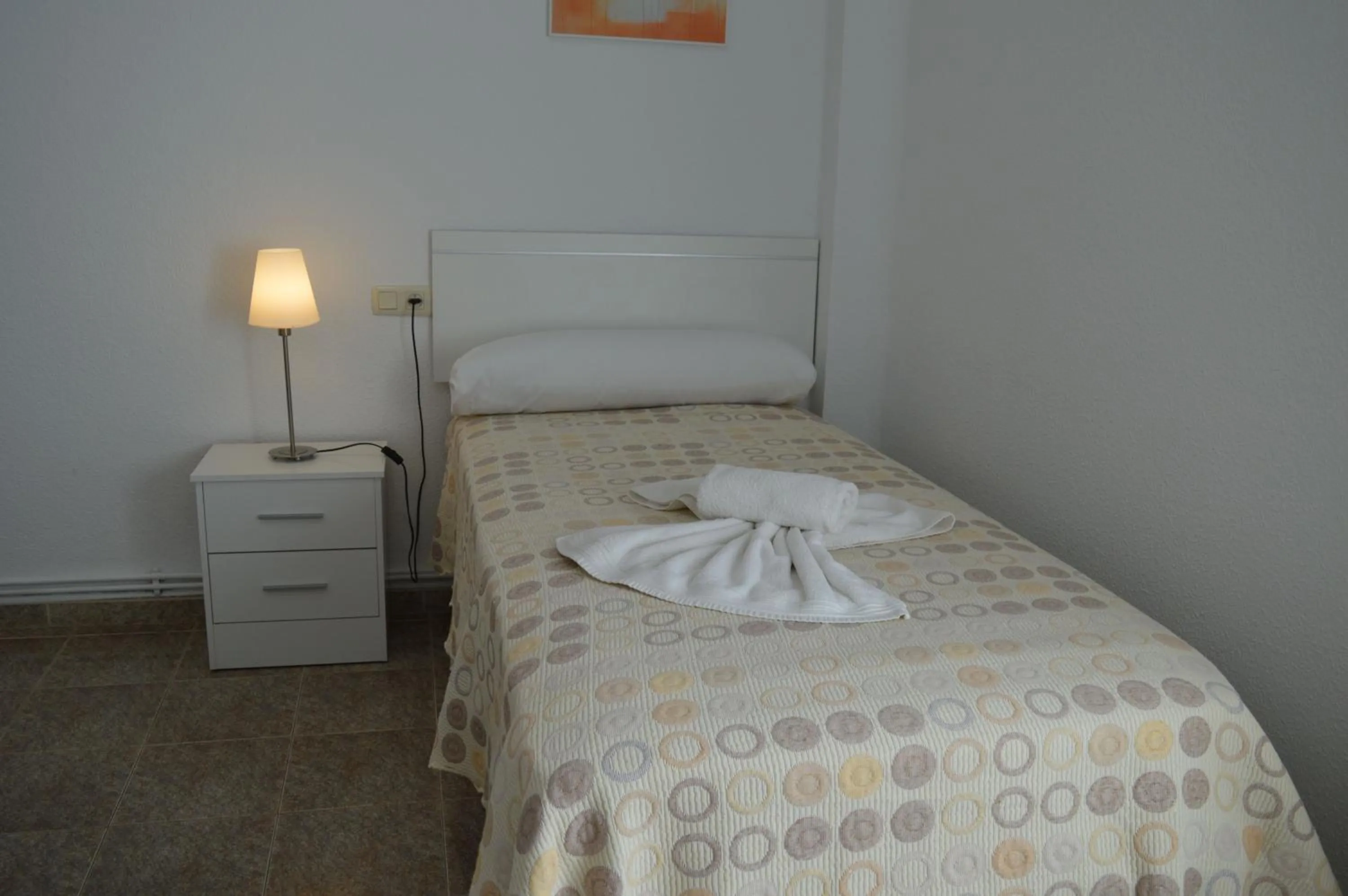 Photo of the whole room, Bed in Nuevo Hotel Capitolio