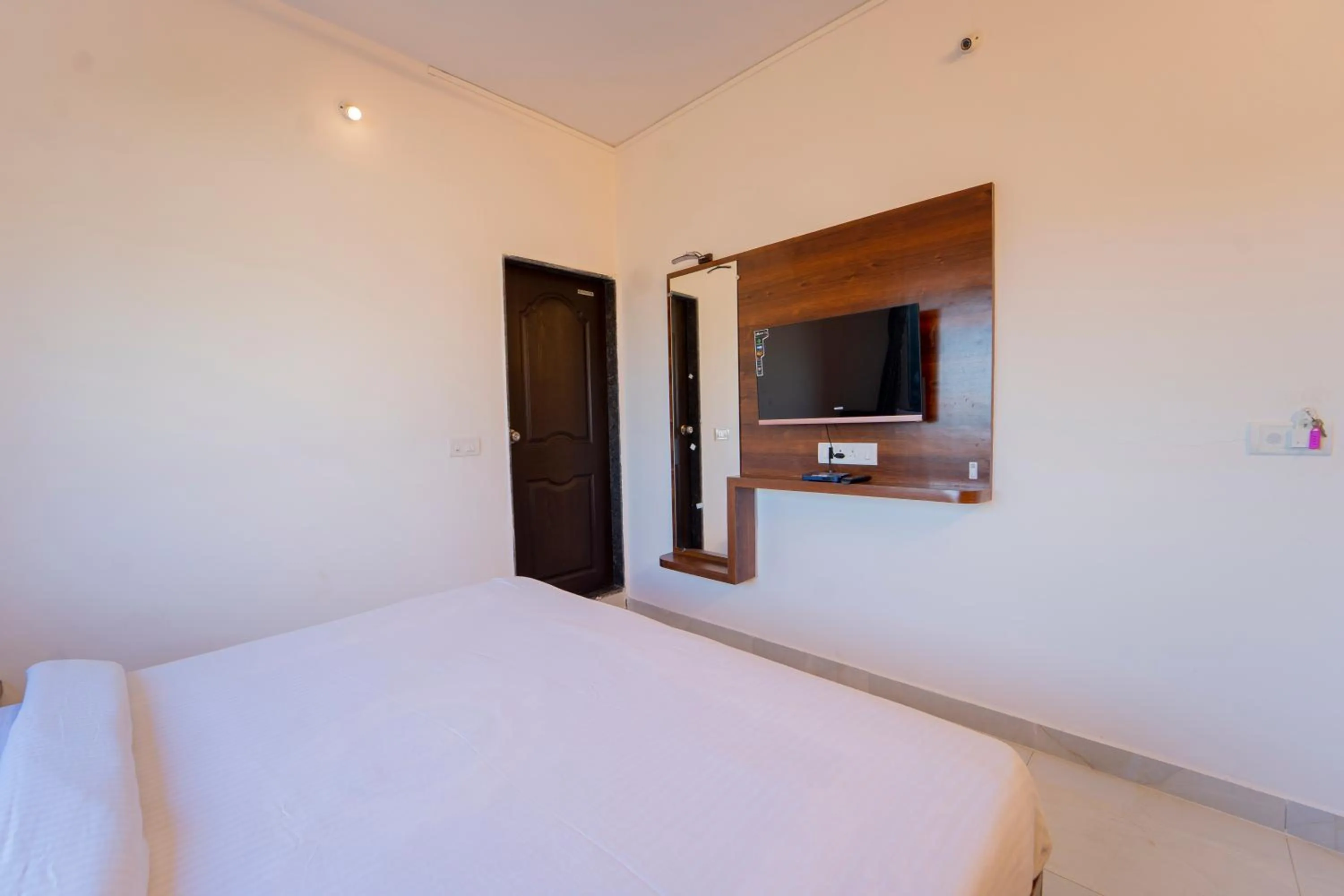 TV and multimedia, Bed in Dhimahi Residency