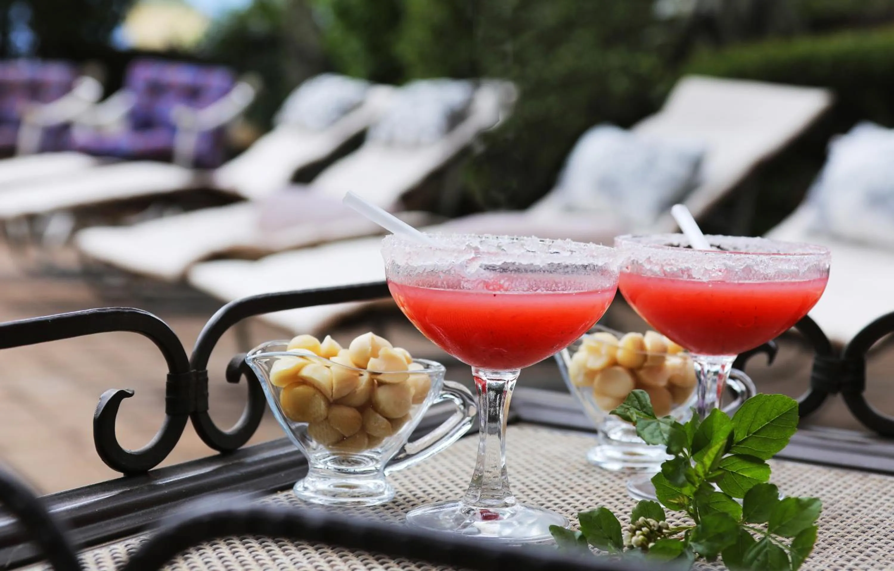 Swimming pool in Villa Ticino Guest House