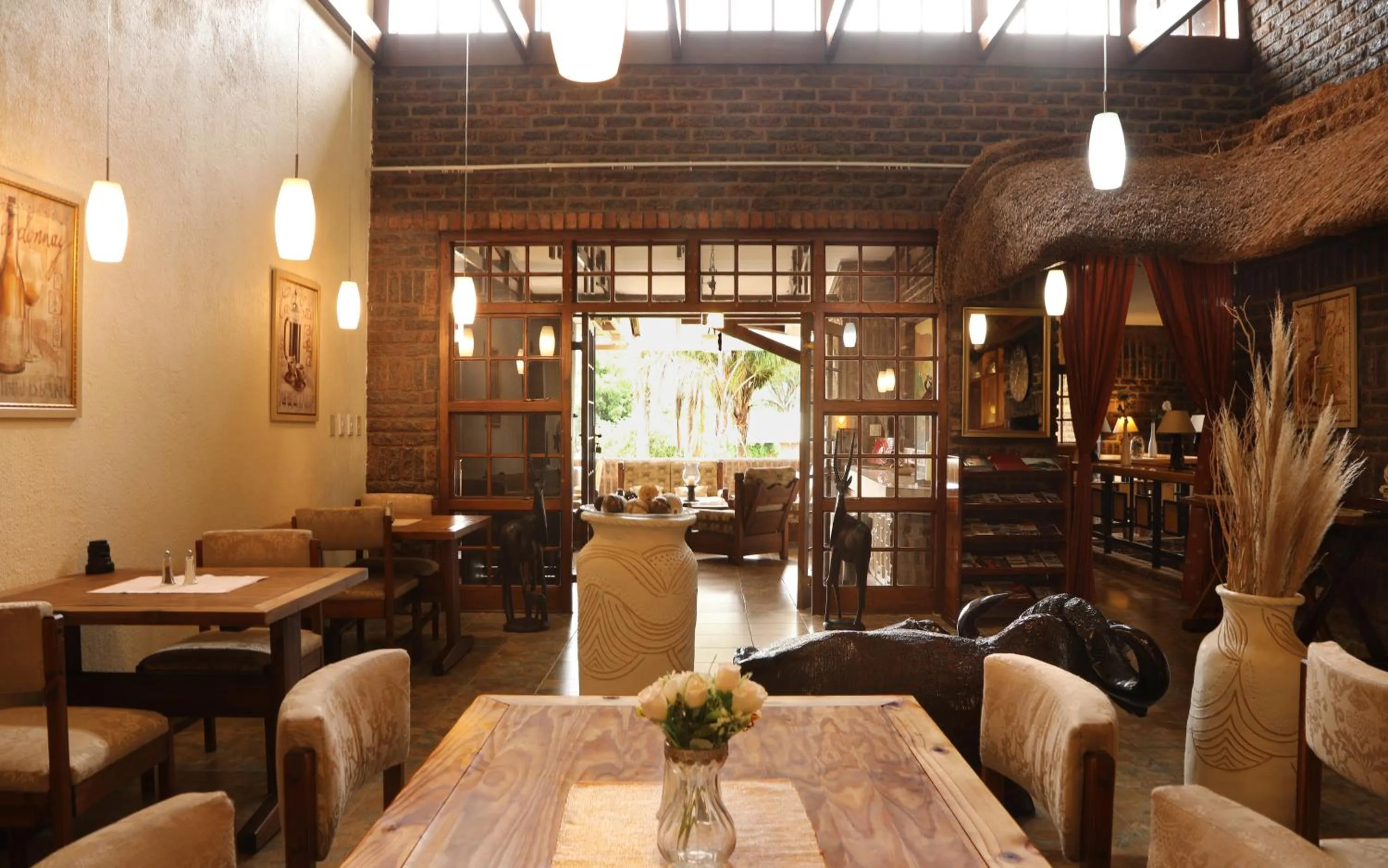 Restaurant/places to eat in Villa Ticino Guest House