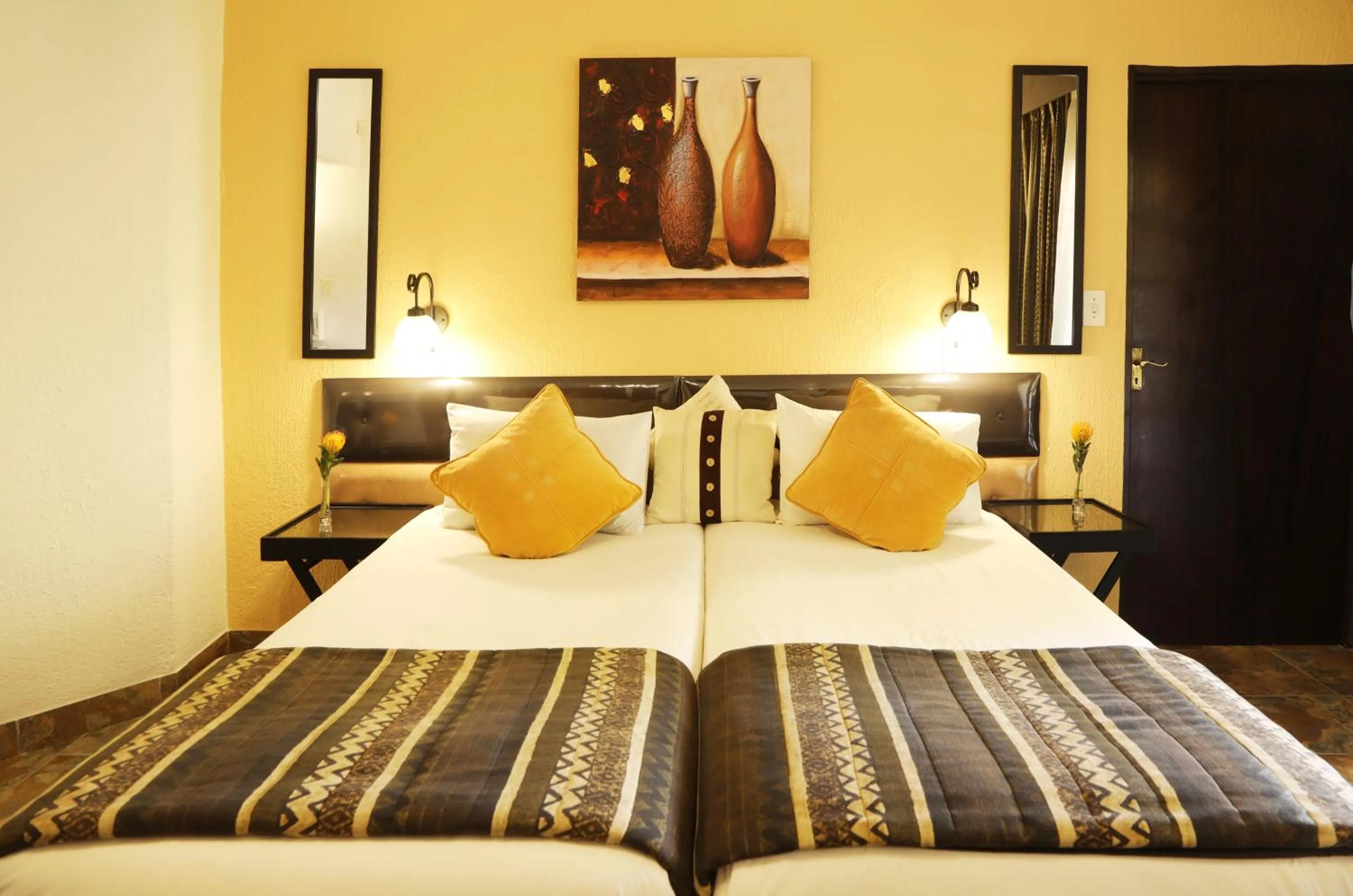 Bed in Villa Ticino Guest House