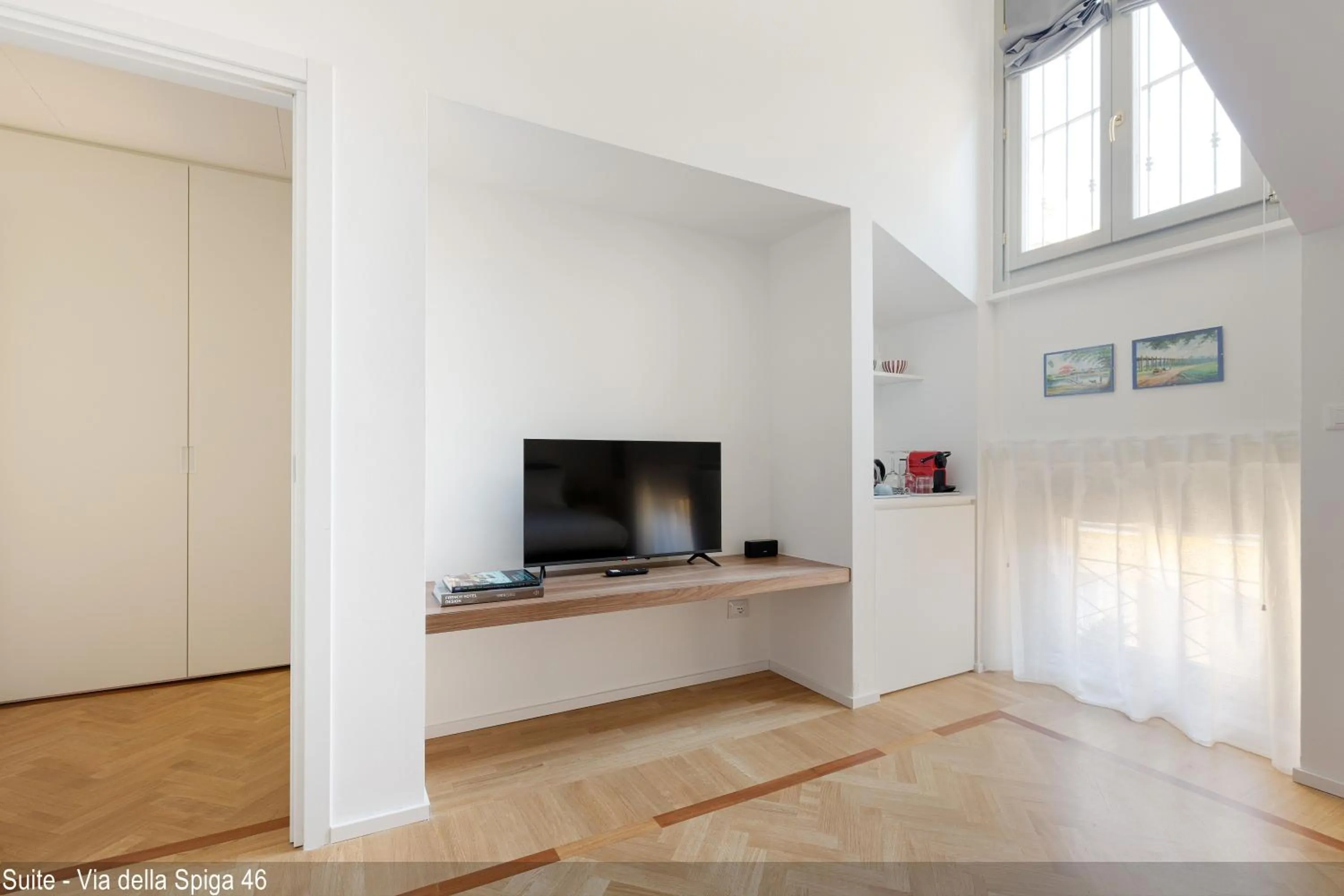 TV and multimedia in Brera Apartments in Via della Spiga