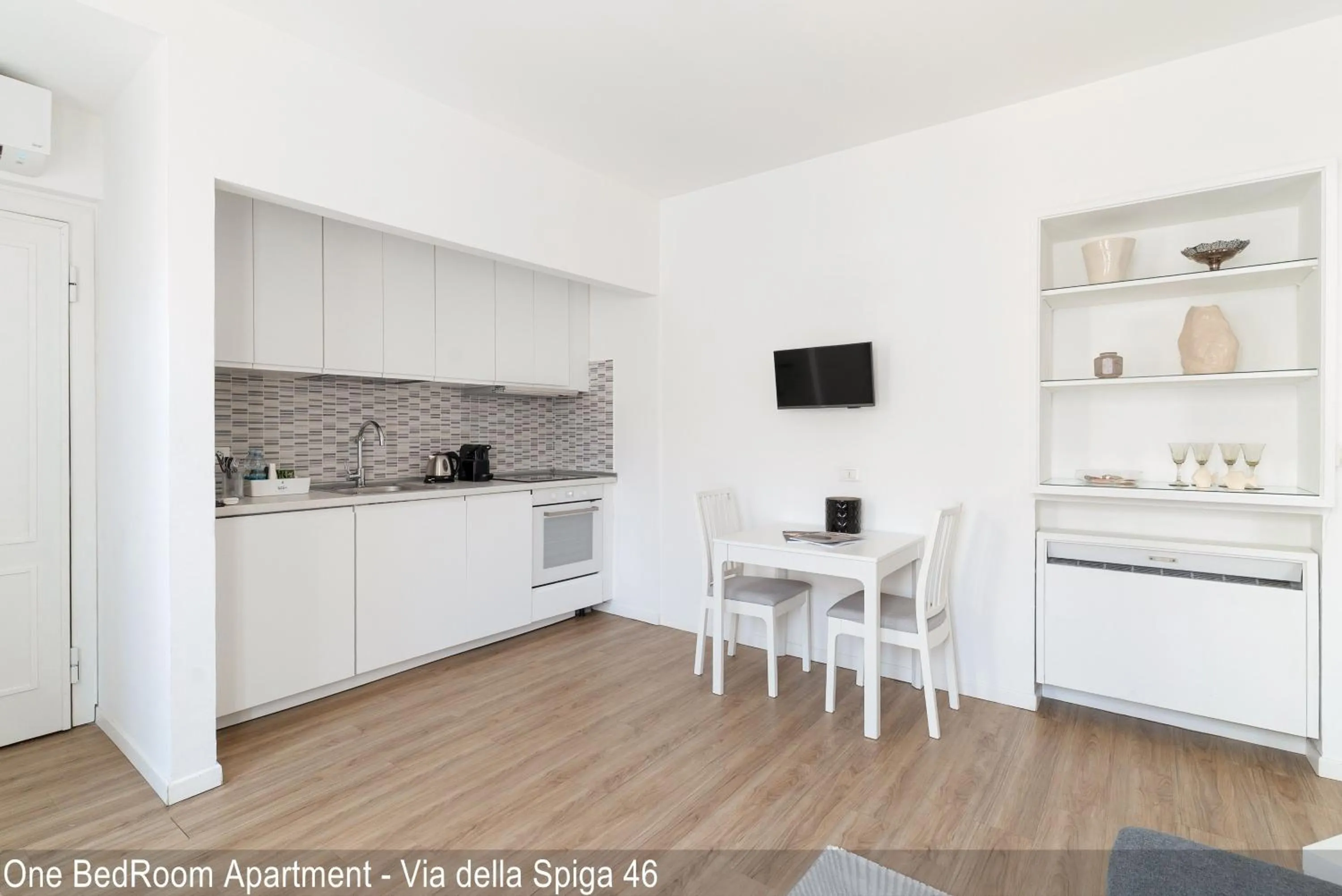 TV and multimedia in Brera Apartments in Via della Spiga