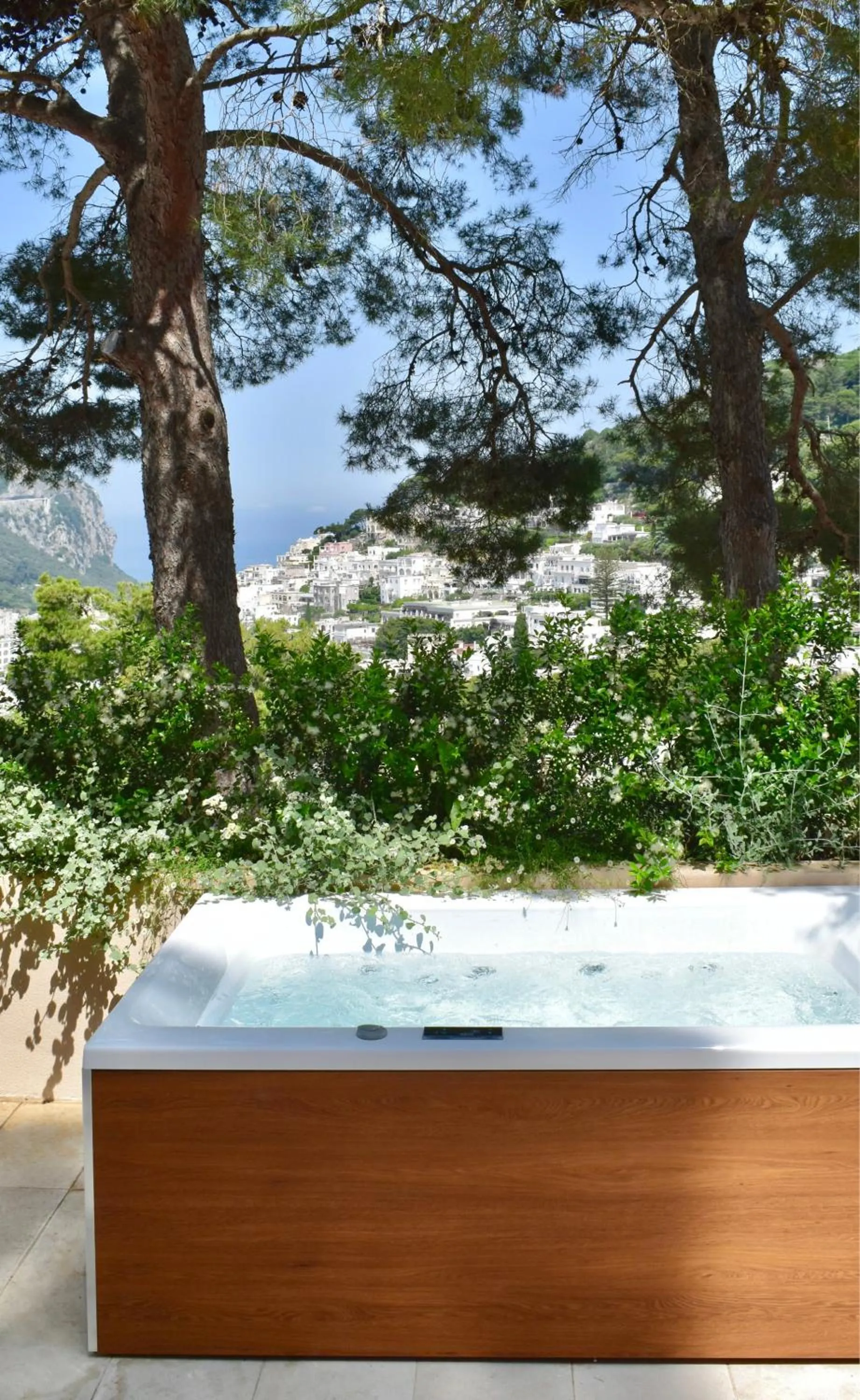 Hot Tub in Villa Lia Hotel Capri