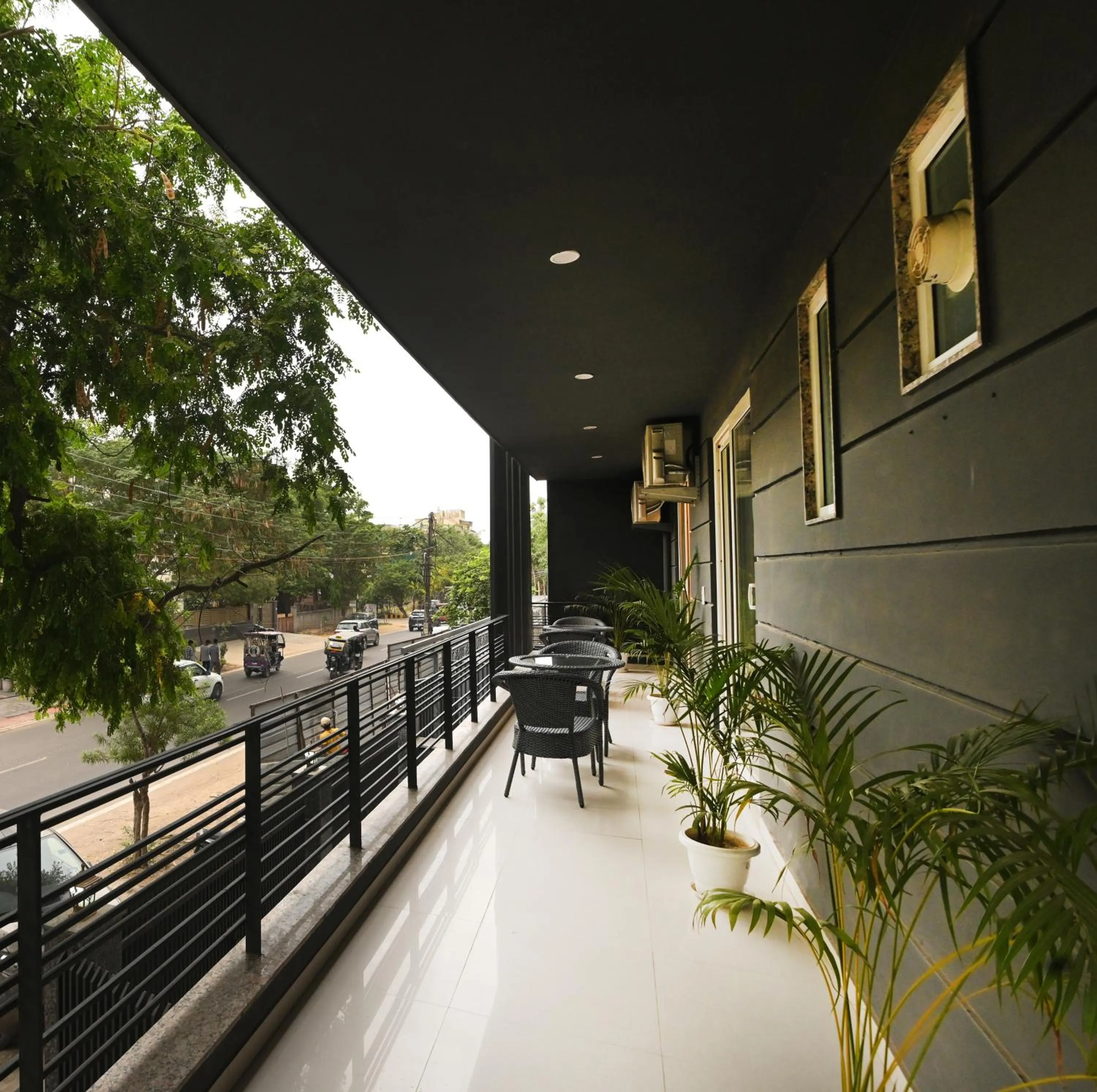 Balcony/Terrace in The Altruist Business Stays , DLF Phase 3