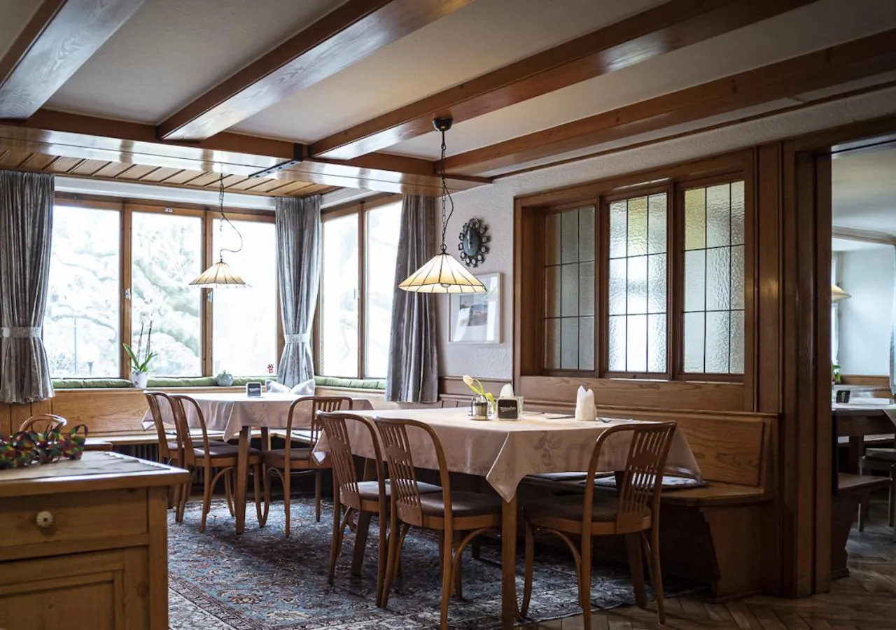 Restaurant/places to eat in Gasthof Löwen Tosters