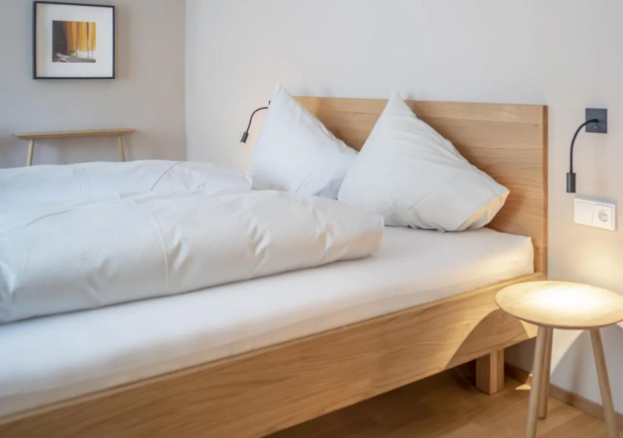 Bathroom, Bed in Gasthof Löwen Tosters