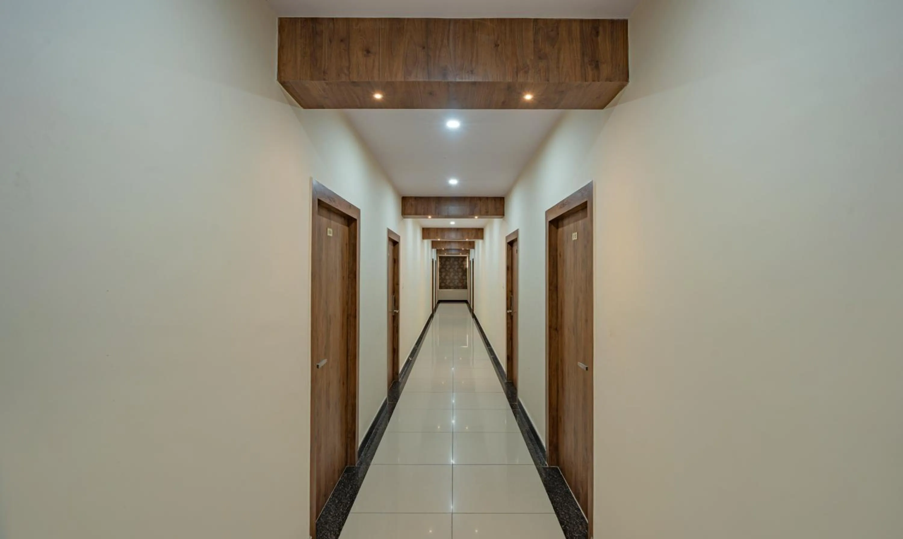 Lobby or reception in Treebo Global Stay, Uttarahalli
