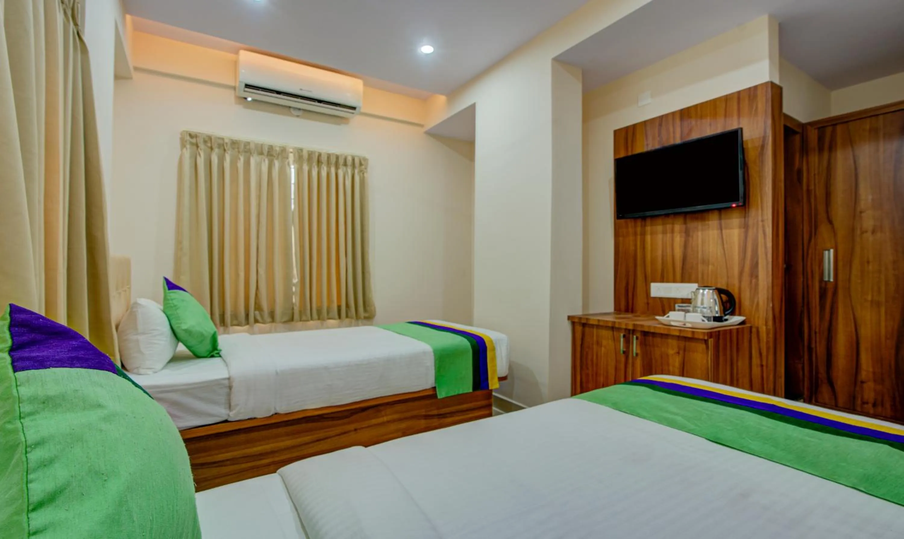 Standard Double Room - single occupancy in Treebo Global Stay, Uttarahalli