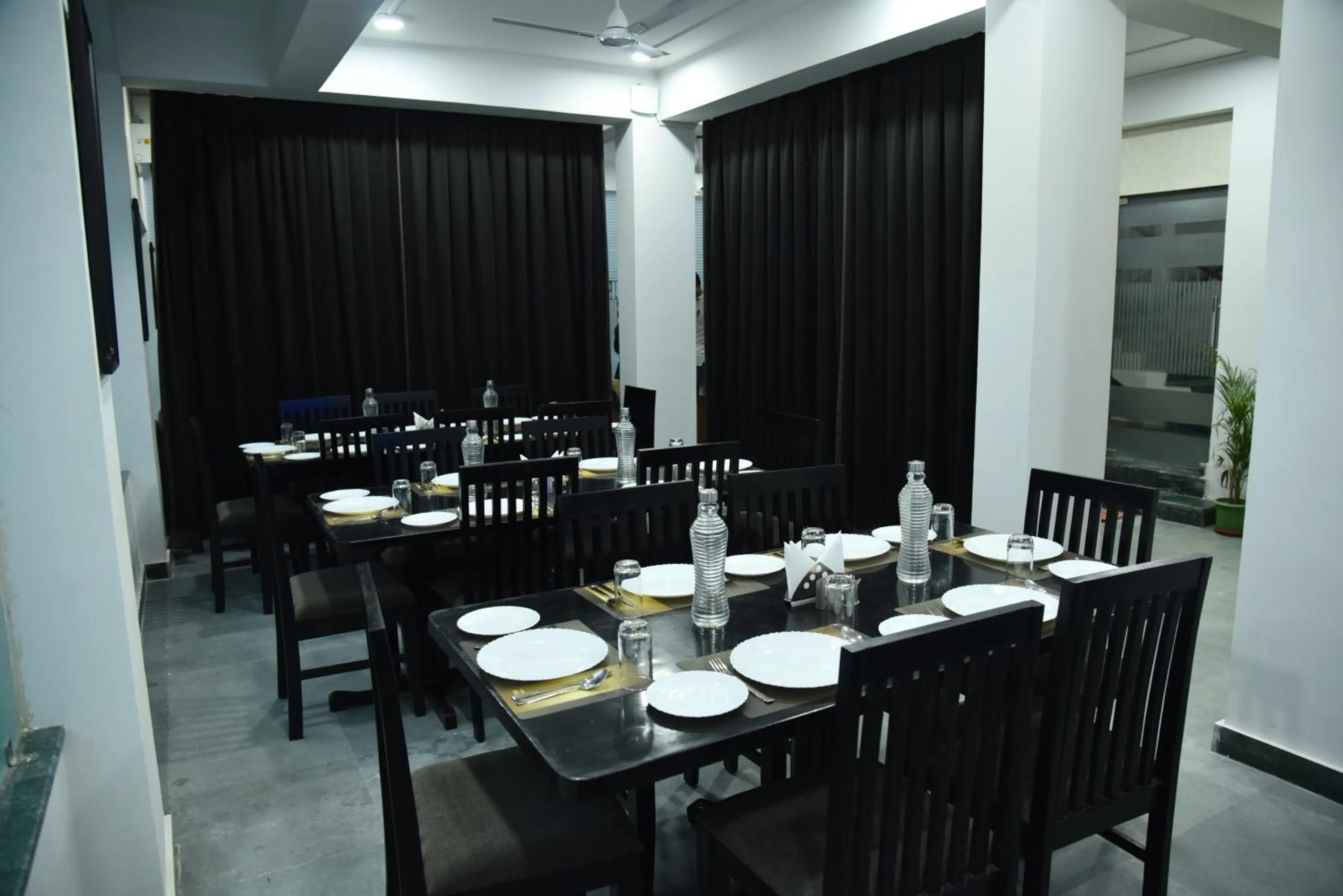 Restaurant/places to eat in The Altruist Business Stays- New Town, Kolkata