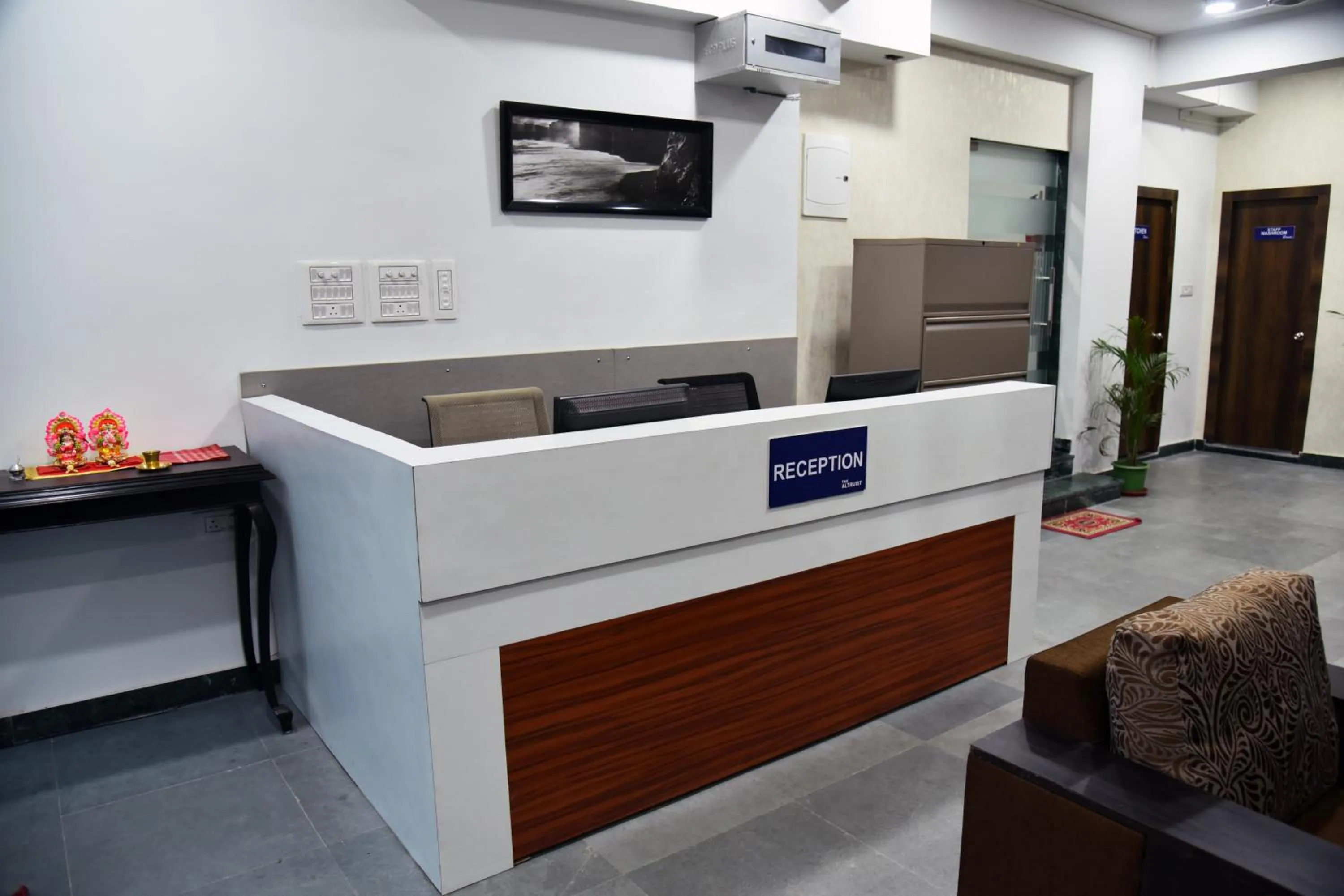 Lobby or reception in The Altruist Business Stays- New Town, Kolkata