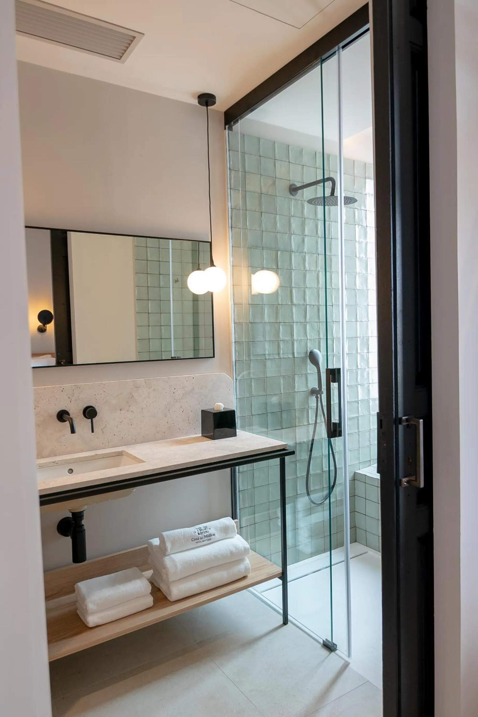 Bathroom in Casa del Médico Hotel Boutique