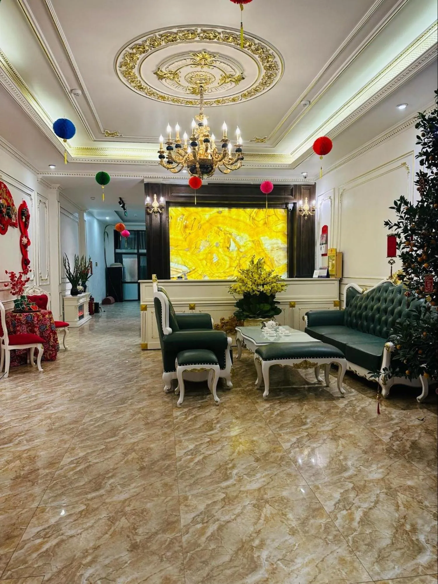 Living room in Royal Hotel Thanh Trì