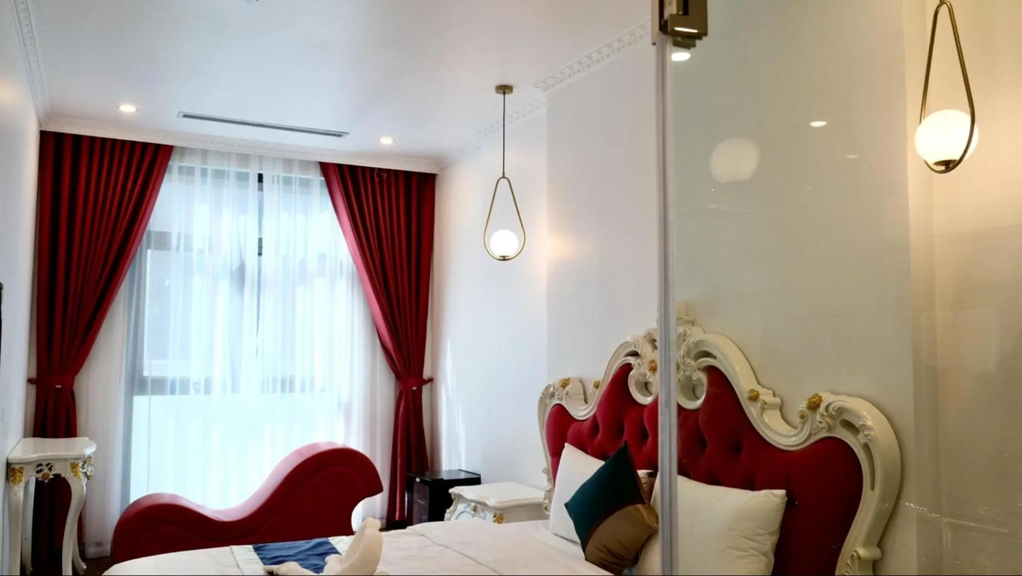 Living room in Royal Hotel Thanh Trì