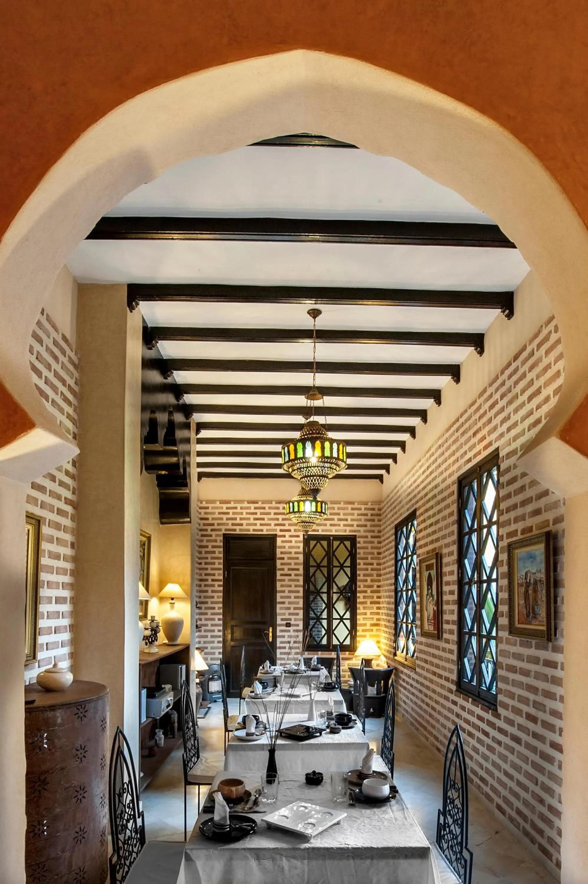 Restaurant/places to eat in Riad Soleil D'orient