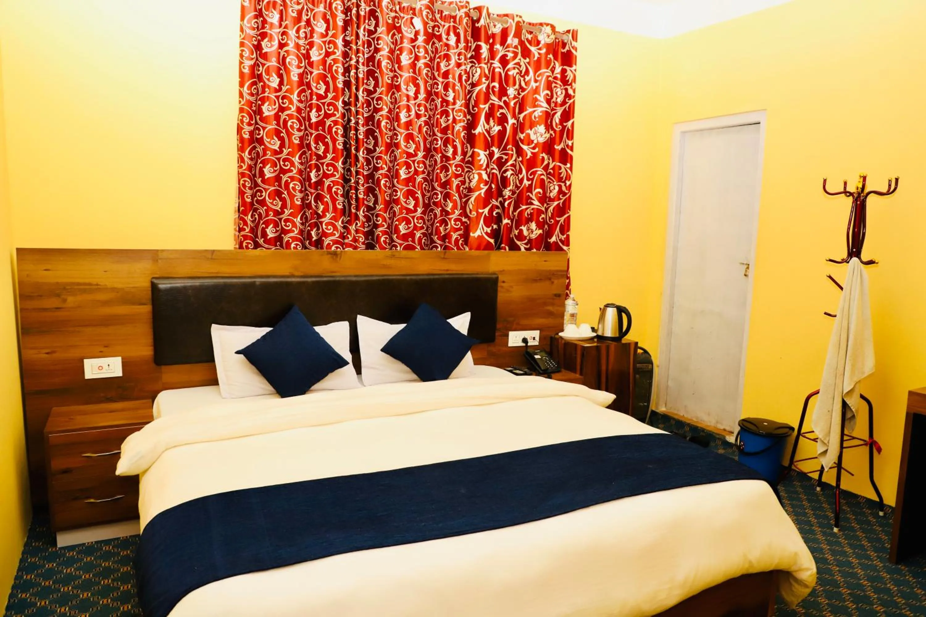 Bed in Hotel Pathibhara