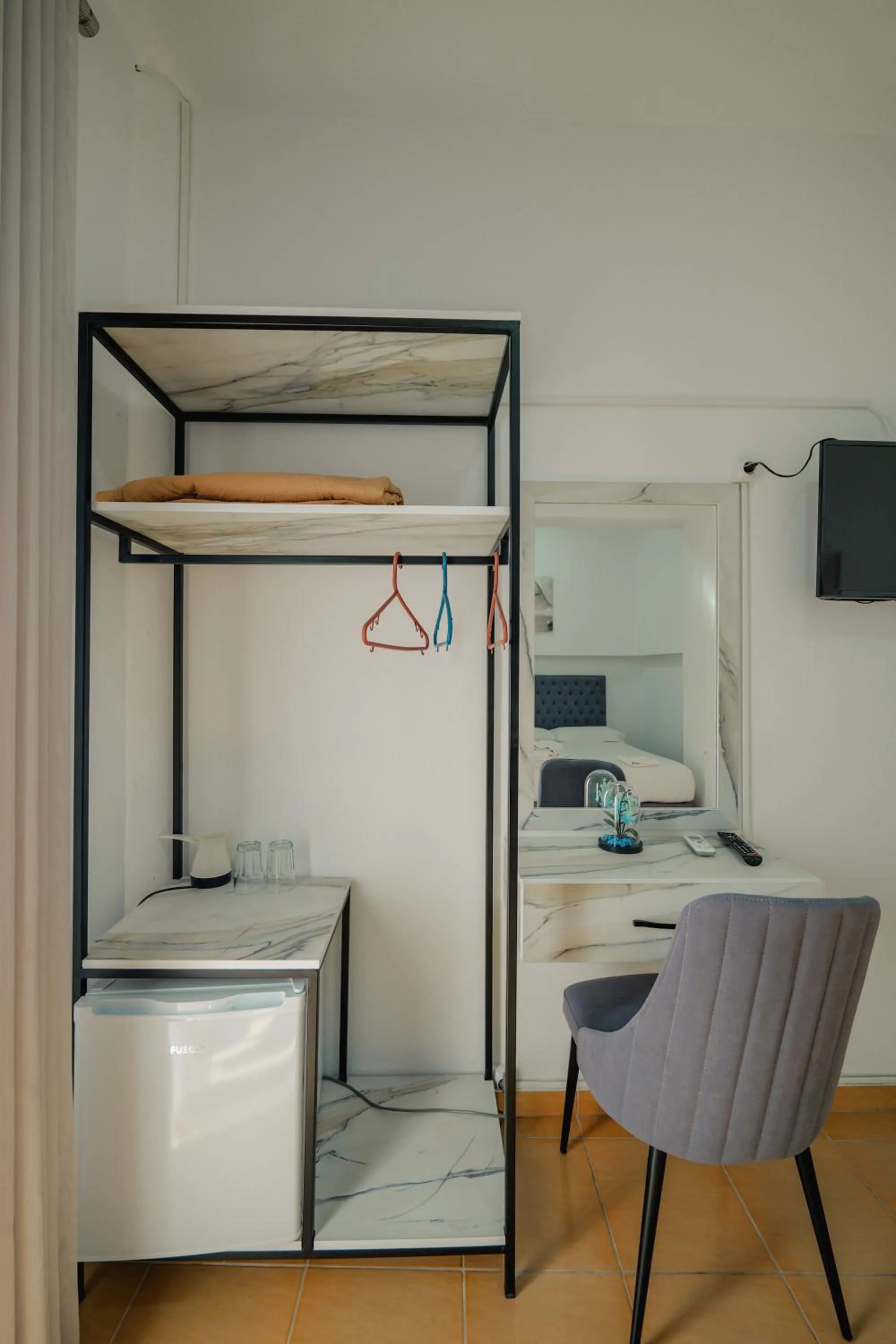 TV and multimedia in Hotel Summer