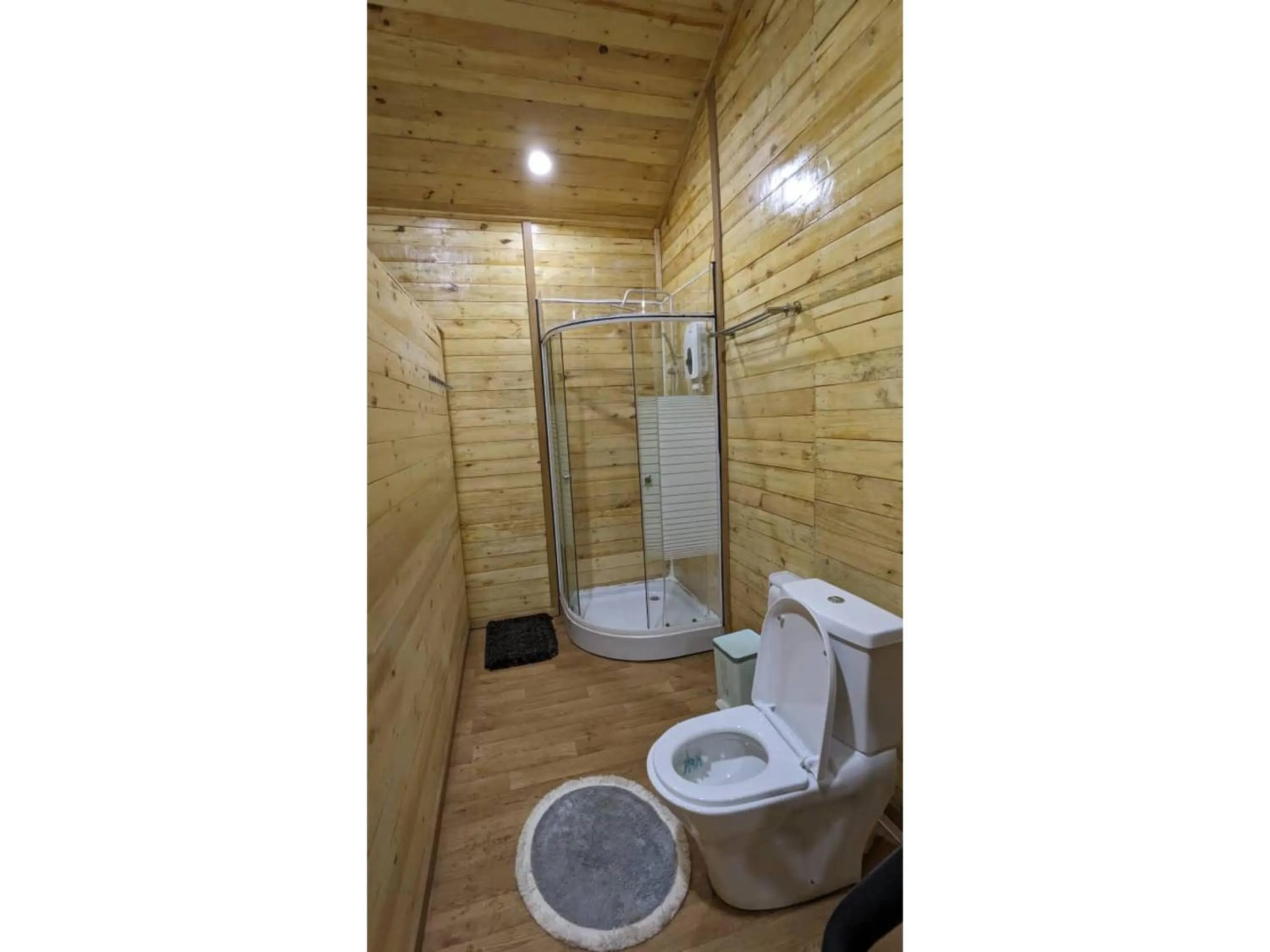 Toilet in Maravilla Kivu Eco Resort